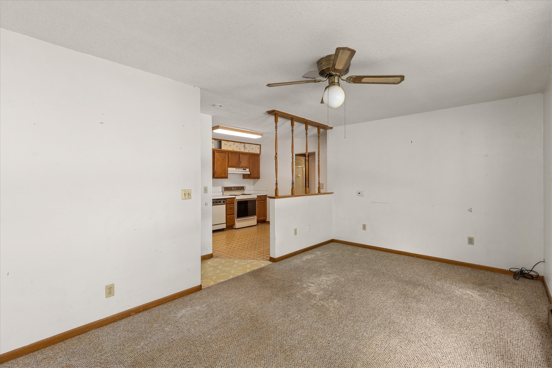 410 W Elm Street Property Photo 25