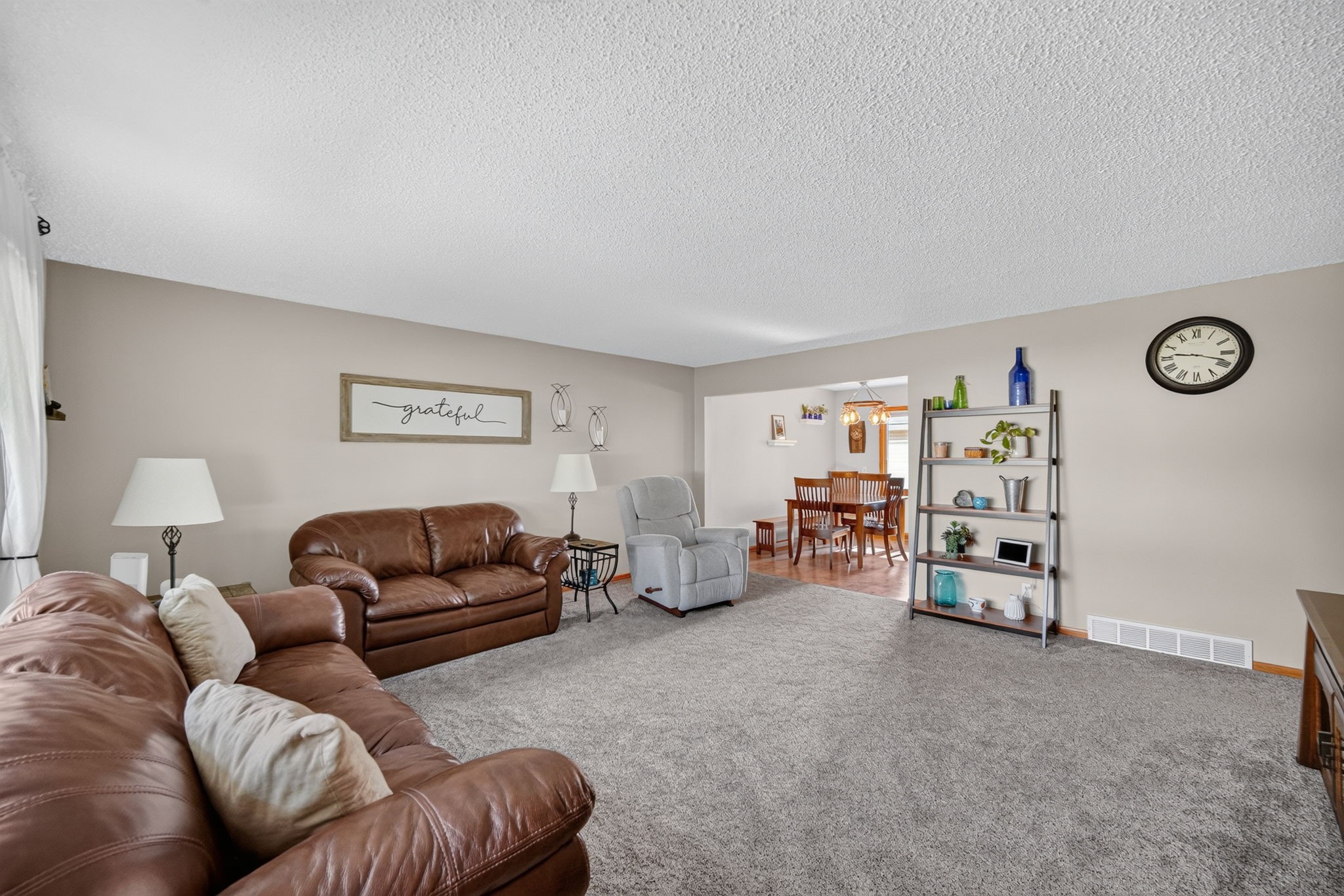 400 S P Street Property Photo 6
