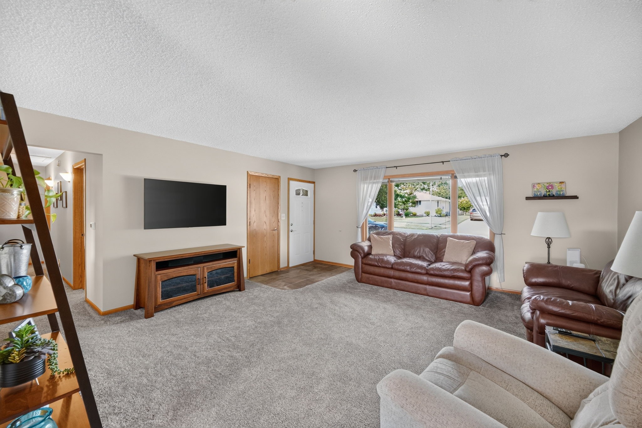 400 S P Street Property Photo 7