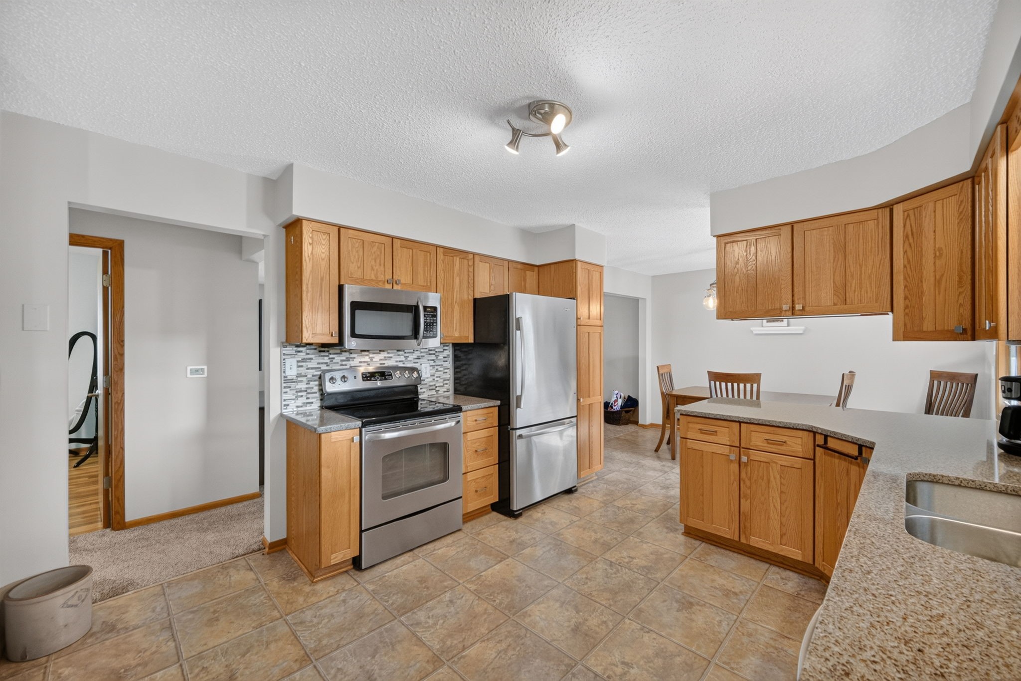 400 S P Street Property Photo 14