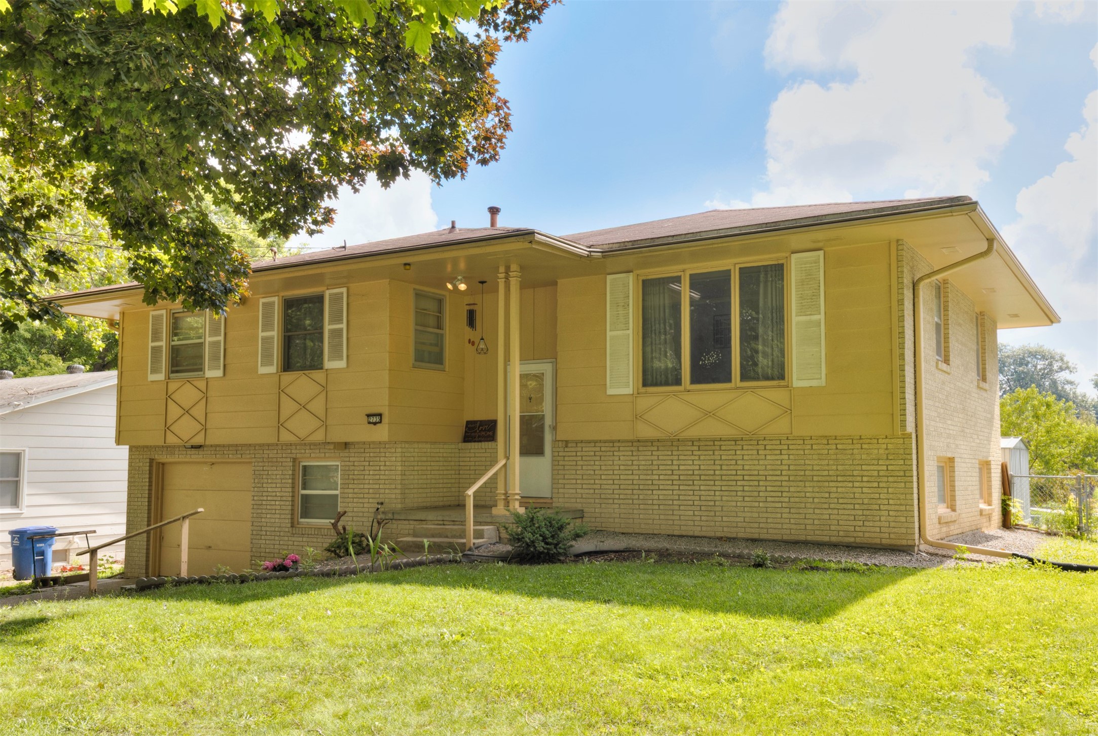 2735 64th Street Property Photo 1