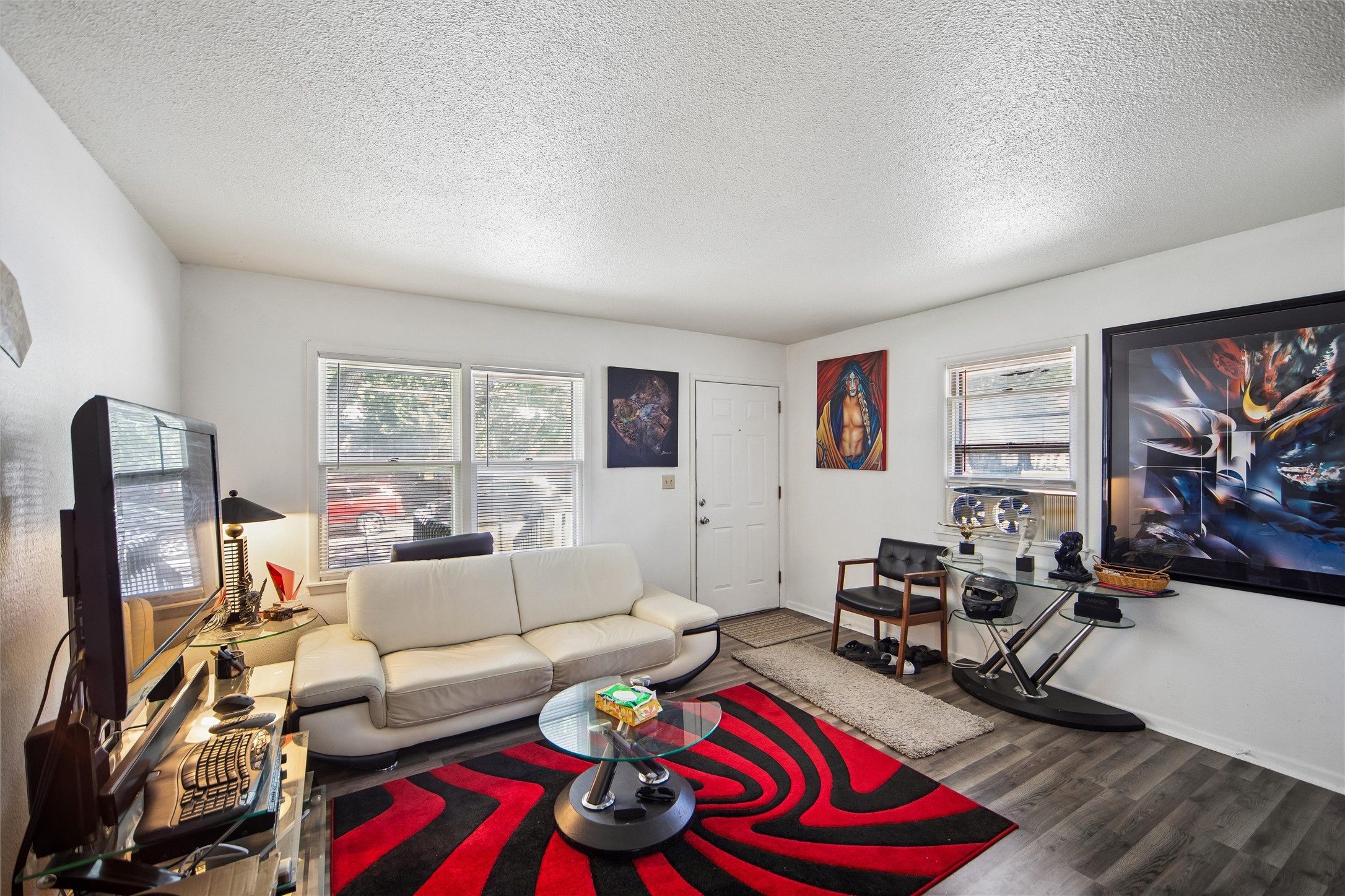 1516 Oak Park Avenue Property Photo 4