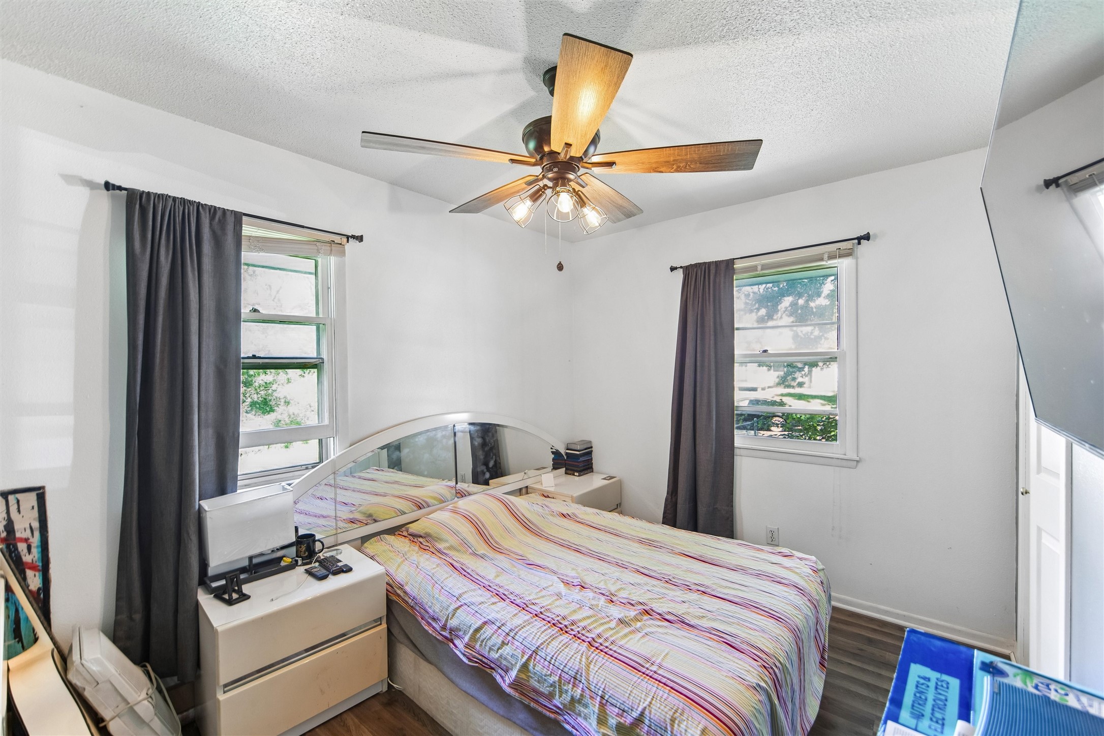 1516 Oak Park Avenue Property Photo 10