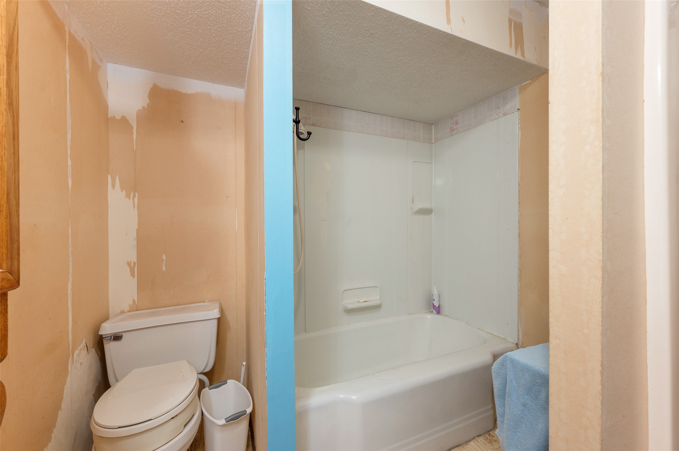 240 Park Street Property Photo 26