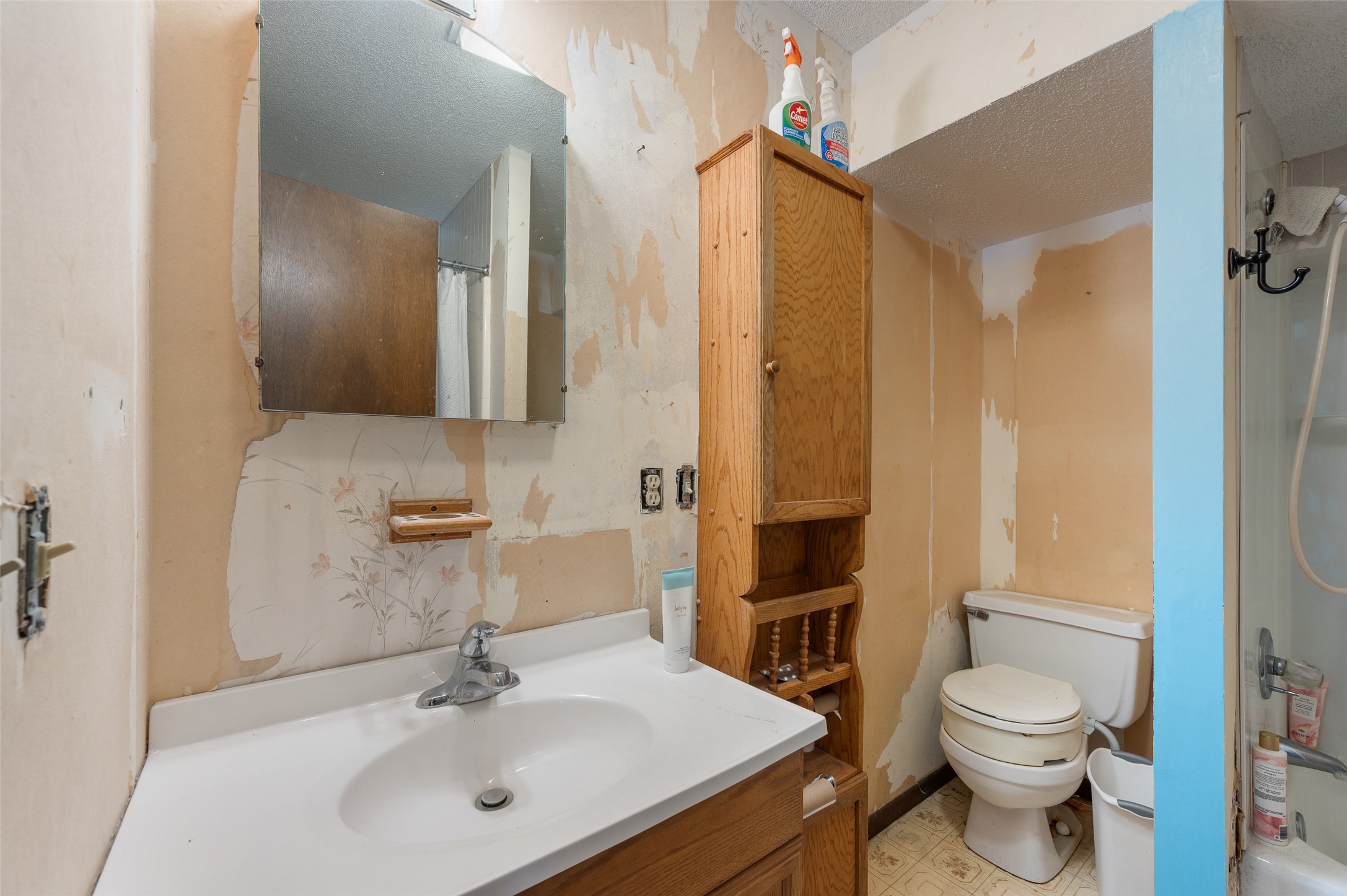 240 Park Street Property Photo 27