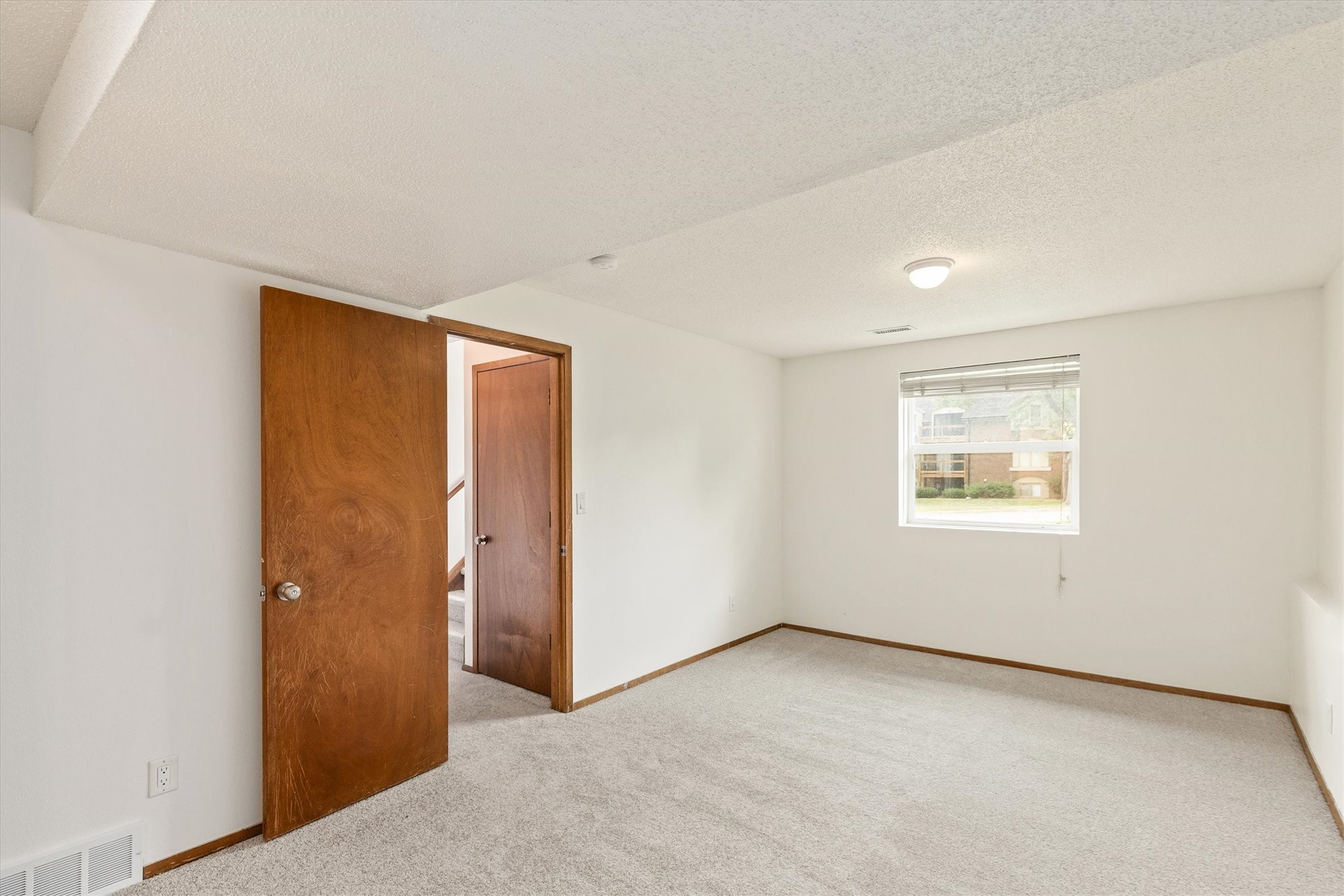 1451 20th Street Property Photo 21