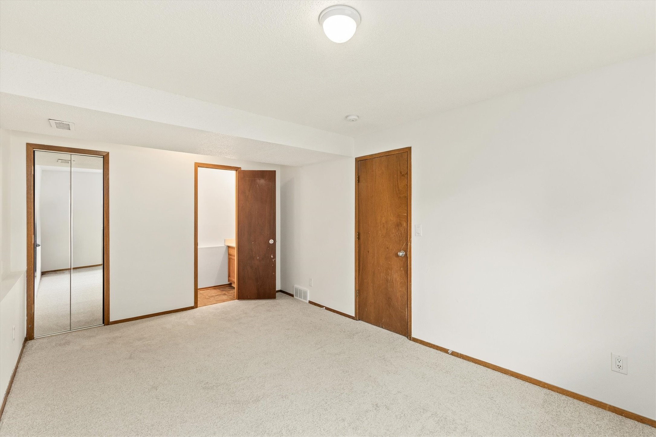 1451 20th Street Property Photo 22