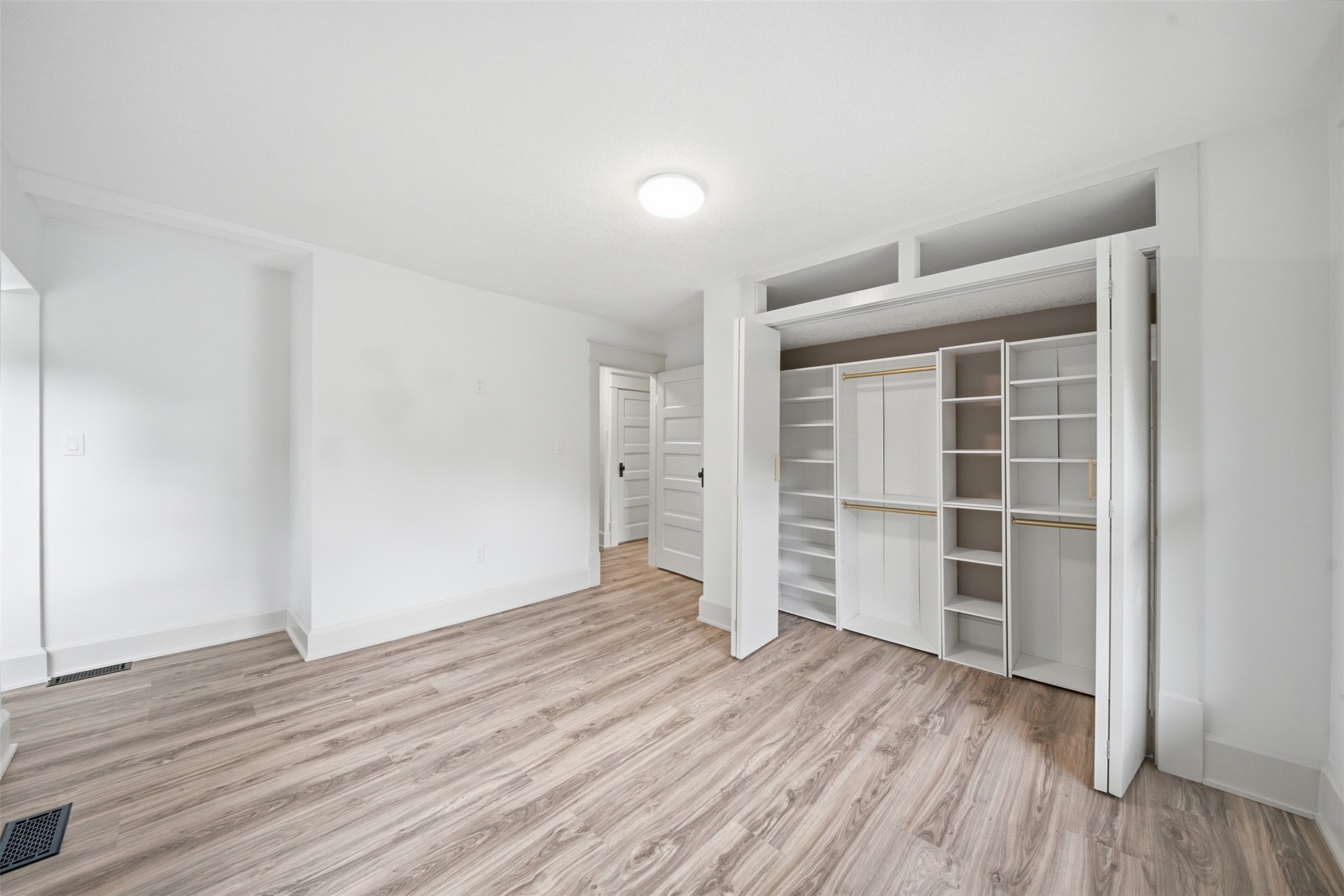 2506 High Street Property Photo 21
