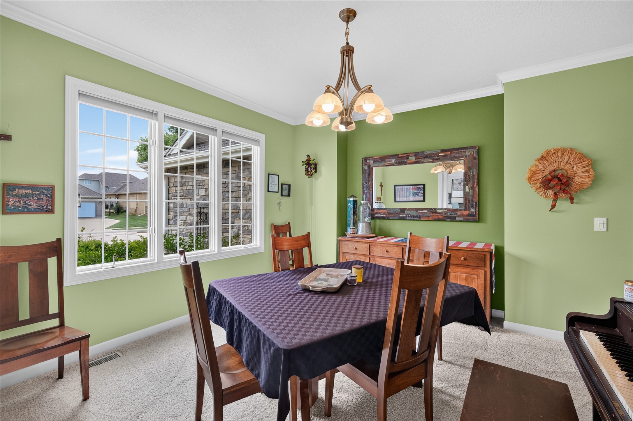 6609 Hampton Court Property Photo 8