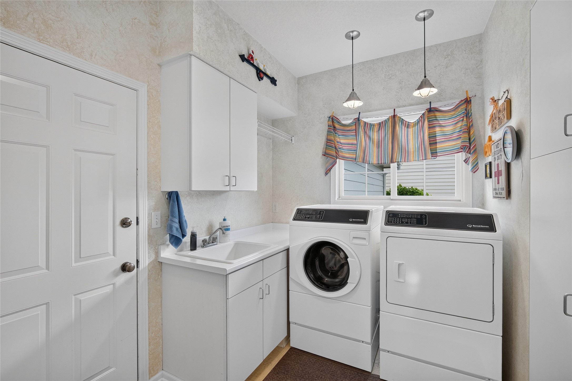 6609 Hampton Court Property Photo 15