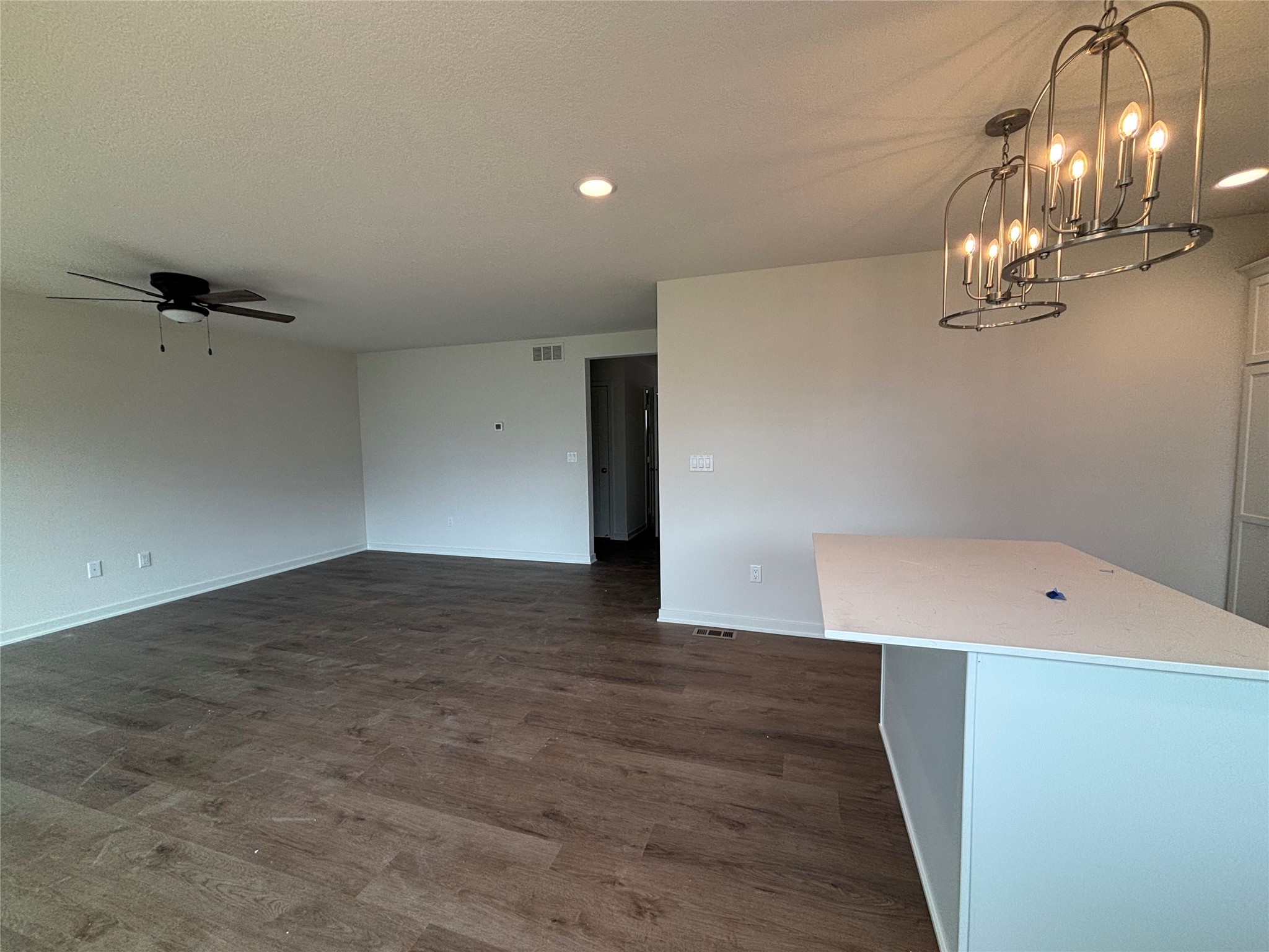 1832 Gordon Court Property Photo 4