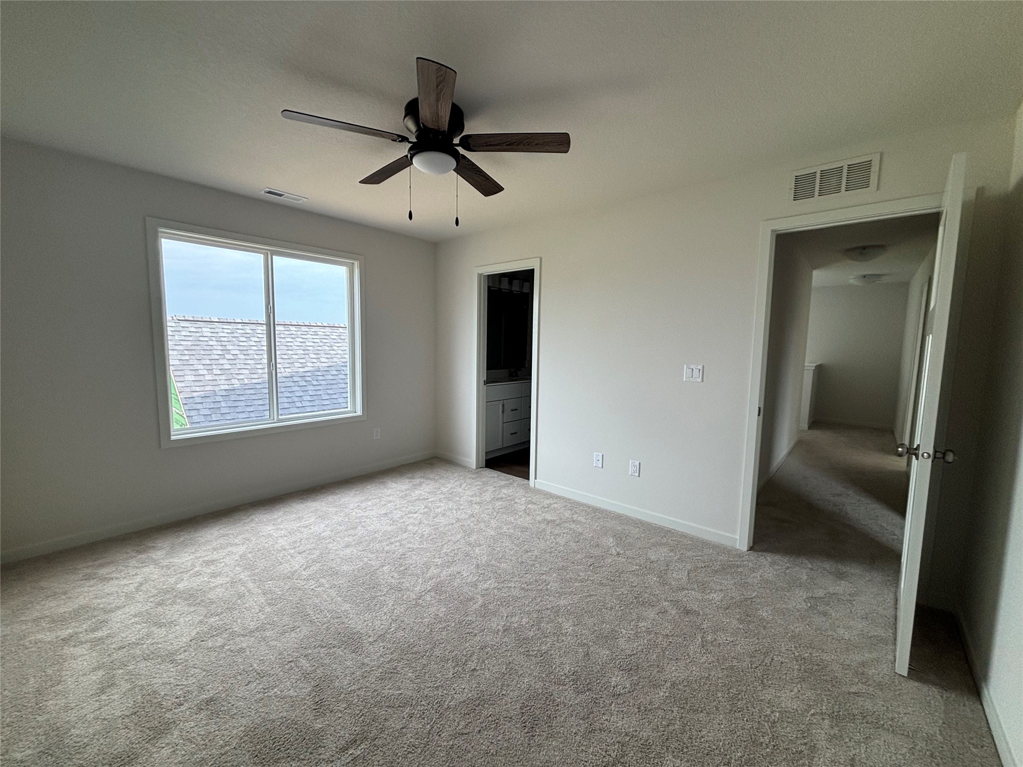 1832 Gordon Court Property Photo 8