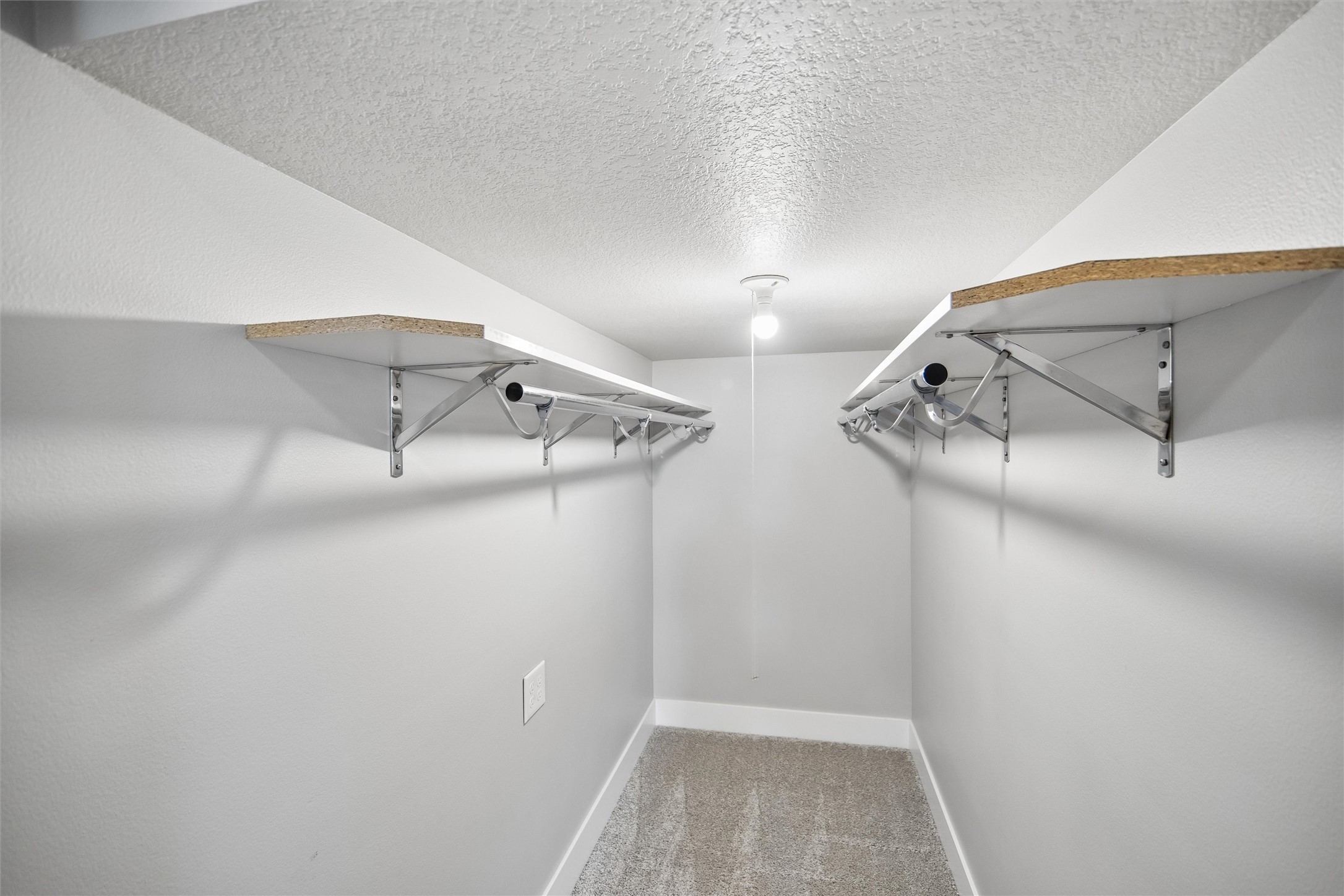 4106 Ne Timber Lane Property Photo 31