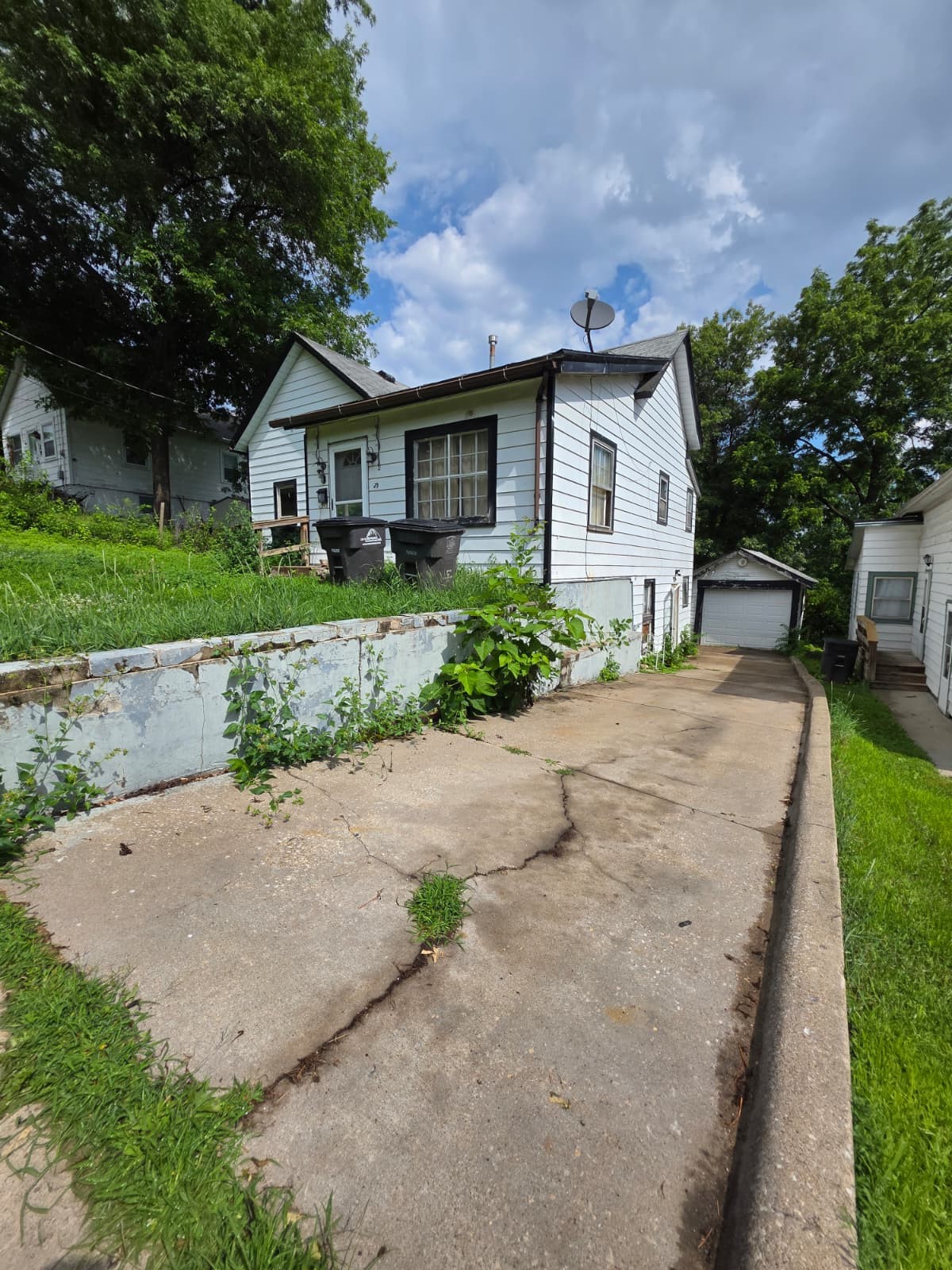 23 Hillside Avenue Property Photo 1