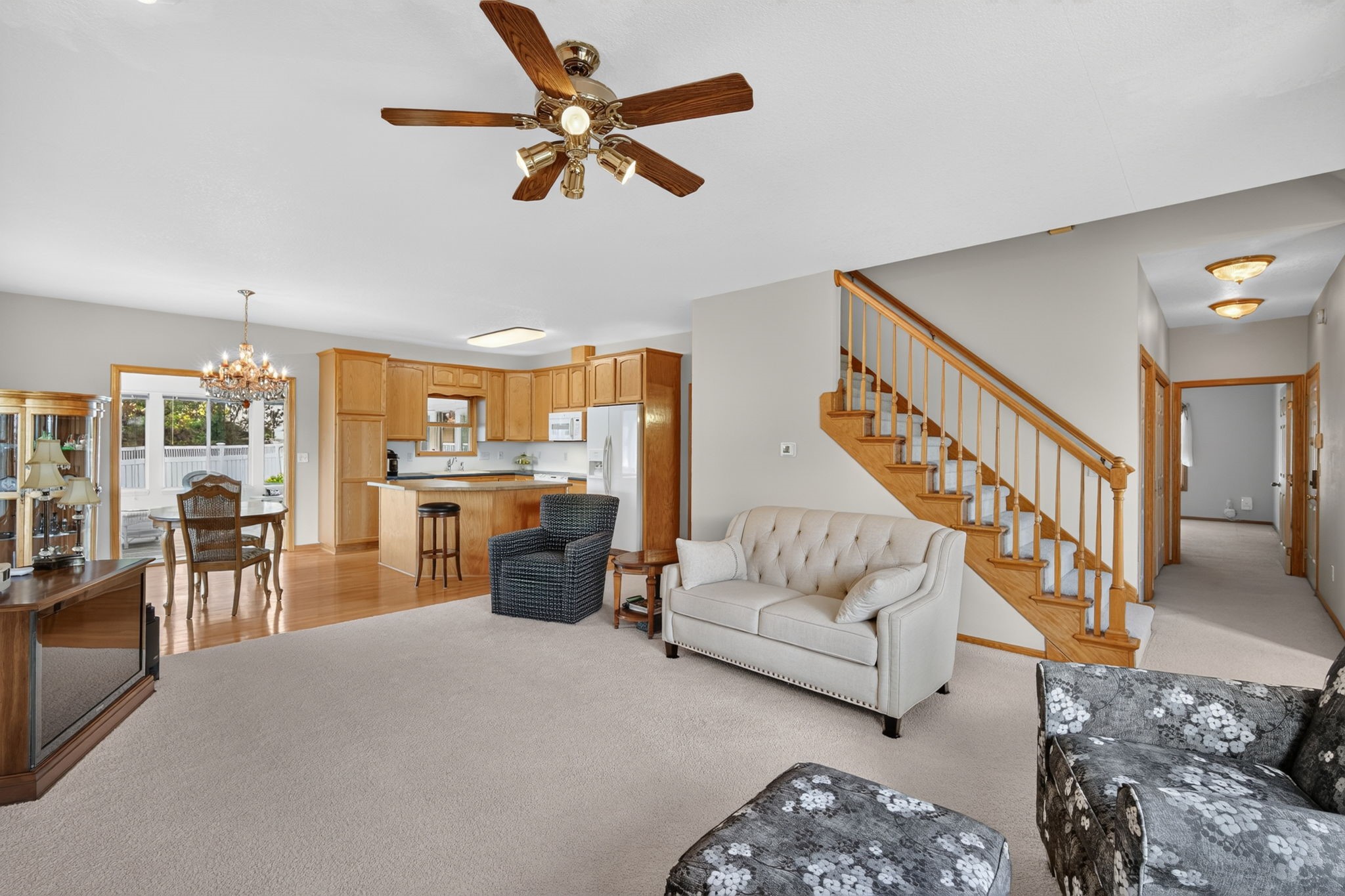 6804 Timberwolf Lane Property Photo 2