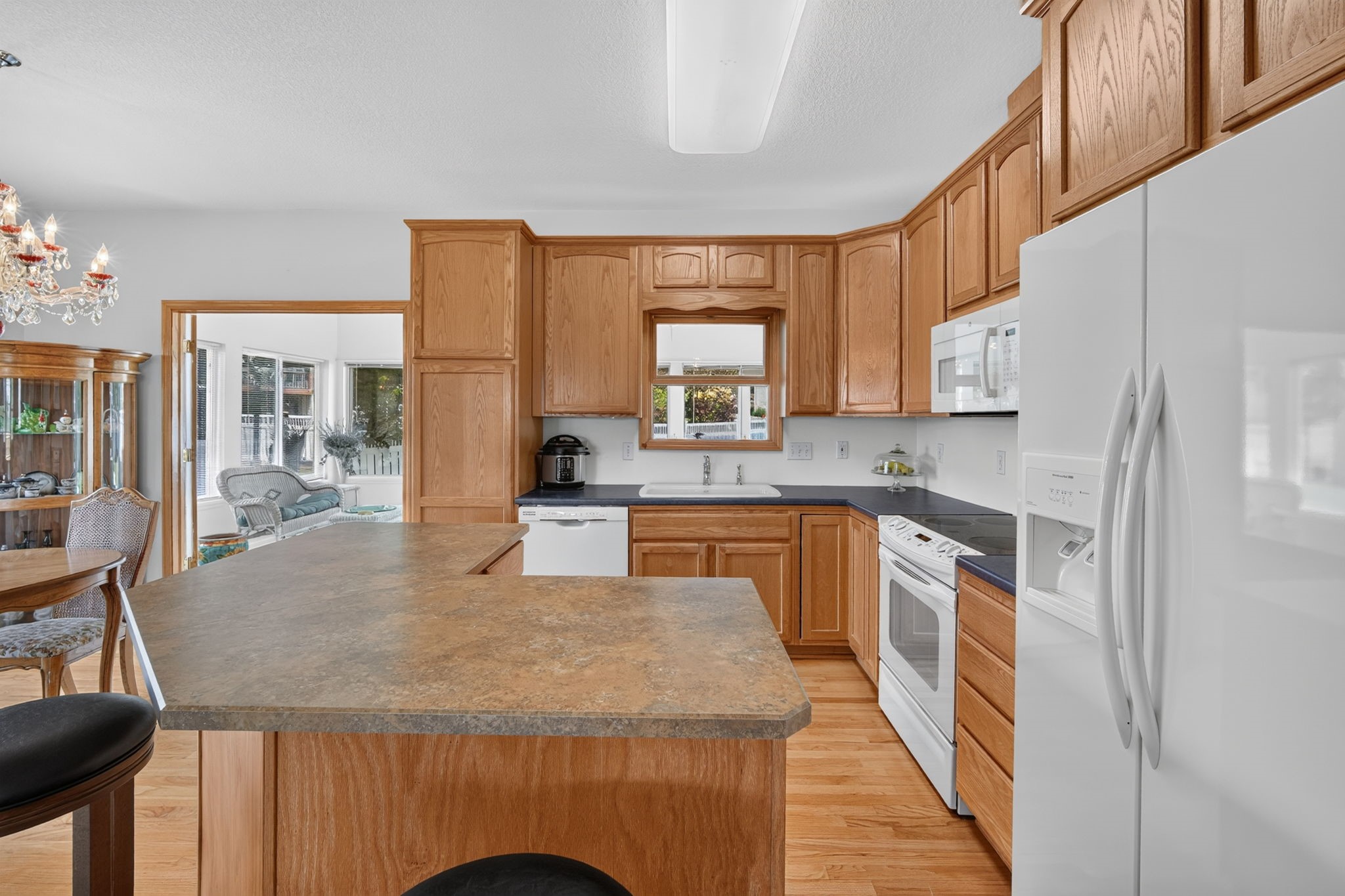 6804 Timberwolf Lane Property Photo 8