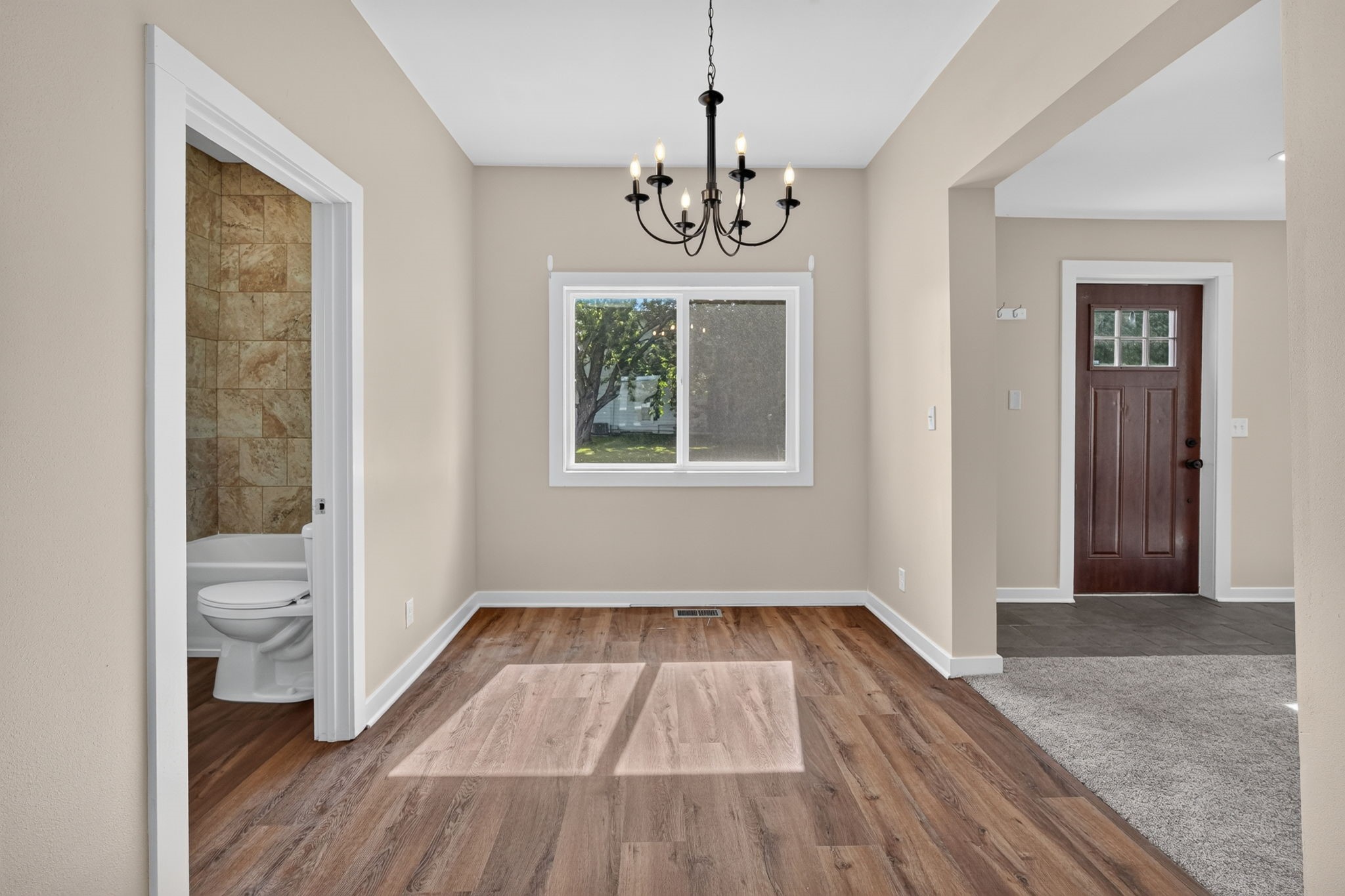1215 W 3rd Street Property Photo 6