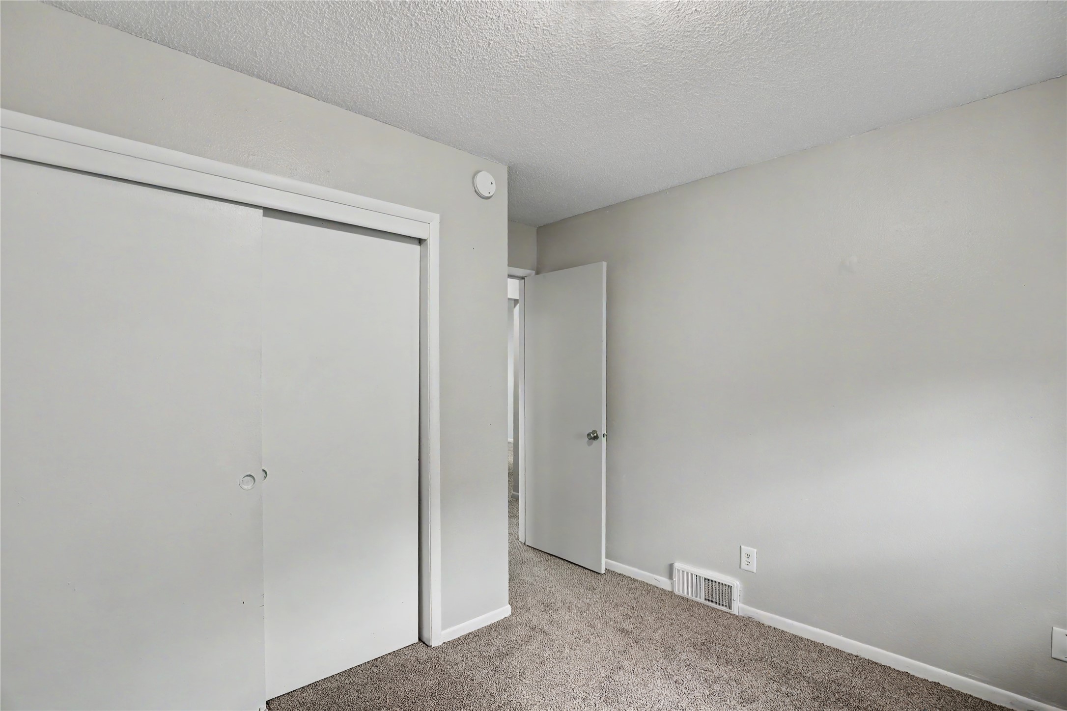 3310 Se 5th Street Property Photo 11