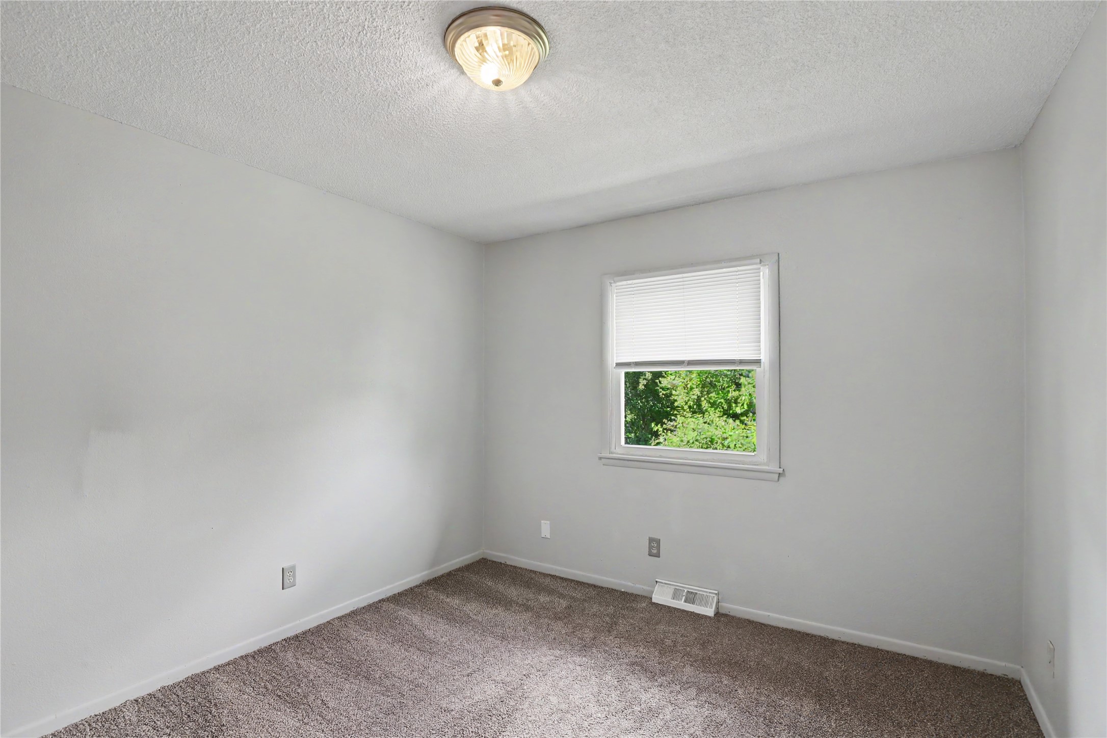 3310 Se 5th Street Property Photo 15