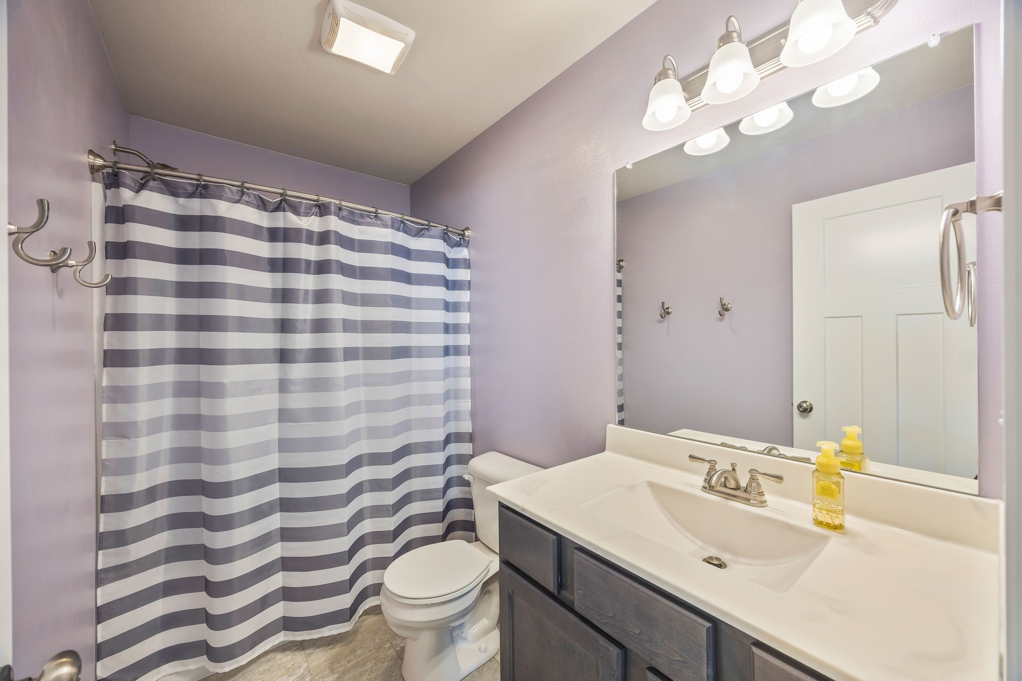 2428 Sunview Drive Property Photo 22
