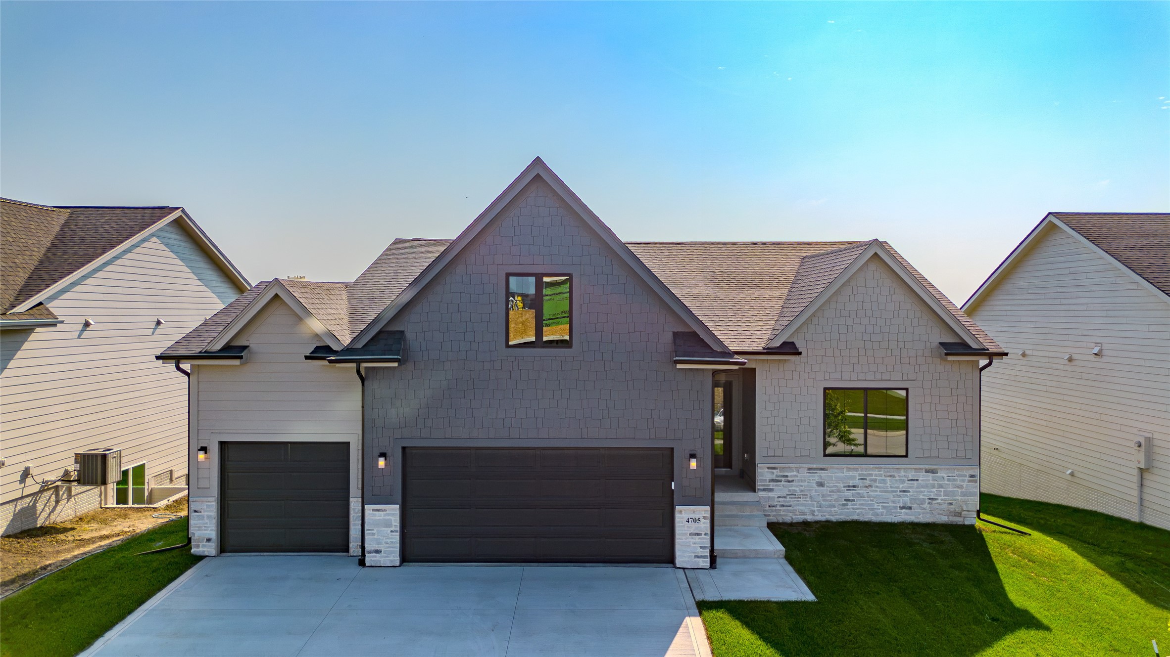4705 177th Street Property Photo 1