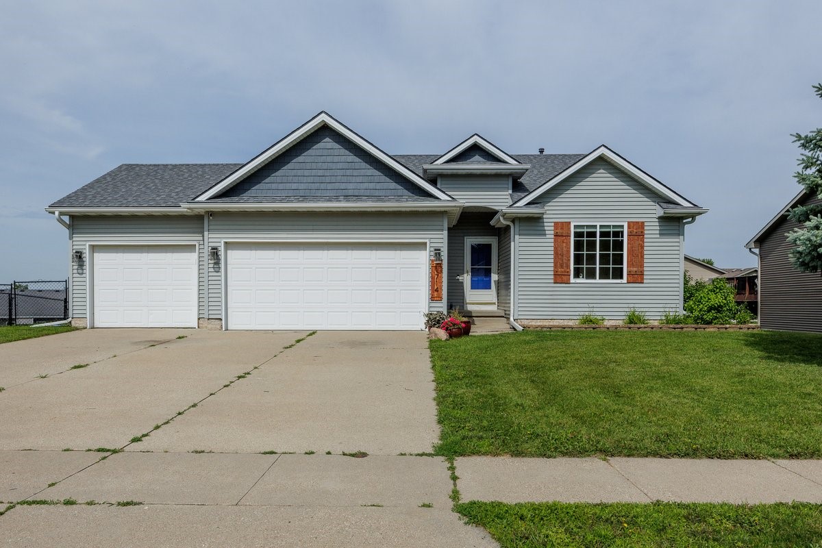1714 Crabapple Lane Property Photo 1