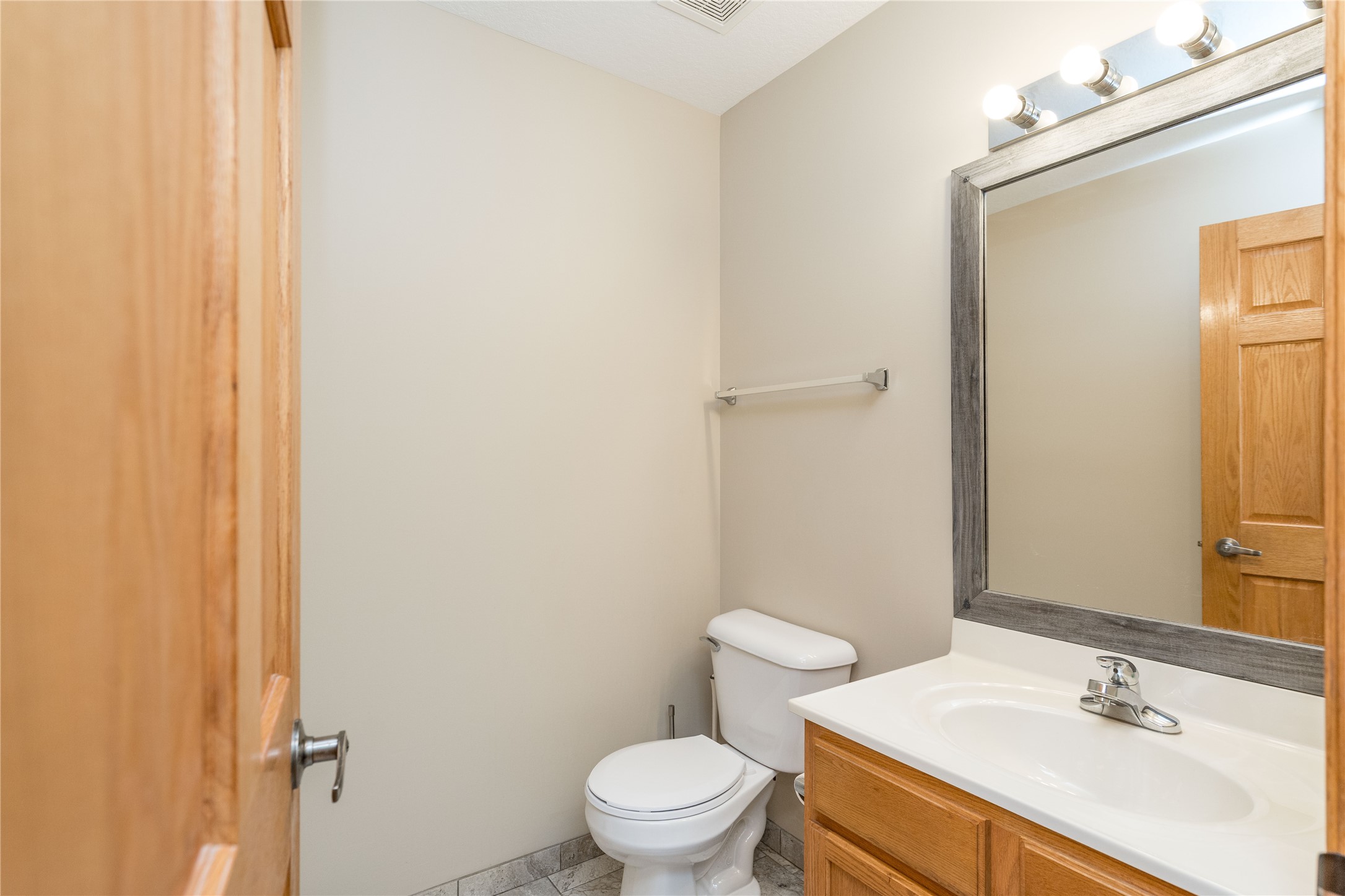 909 Se 5th Street Property Photo 10