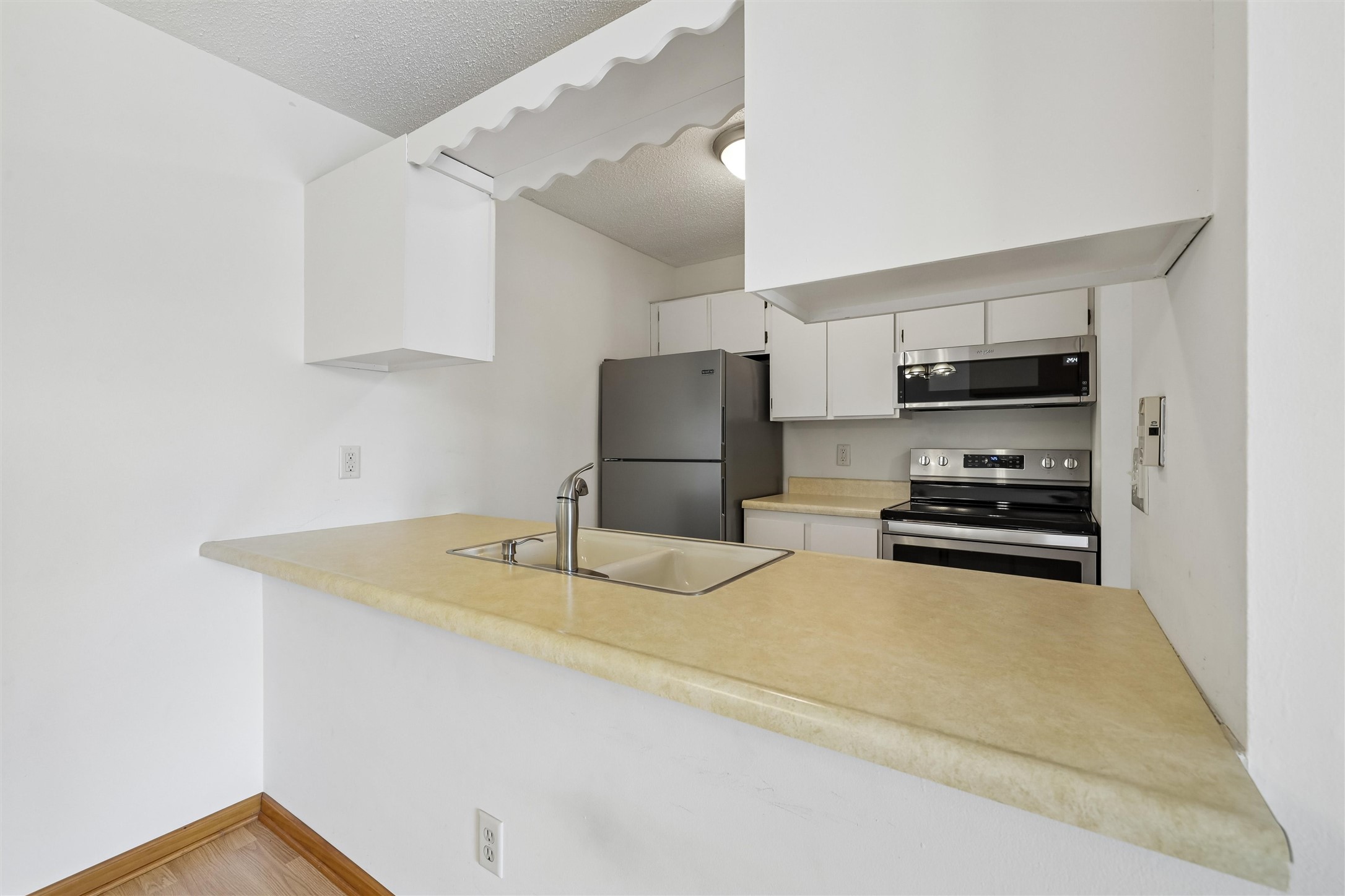1831 Fuller Road 13 Property Photo 16
