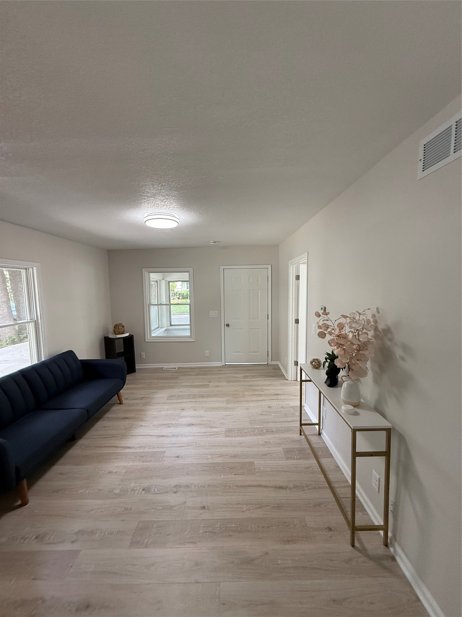 1204 Clinton Avenue Property Photo 7