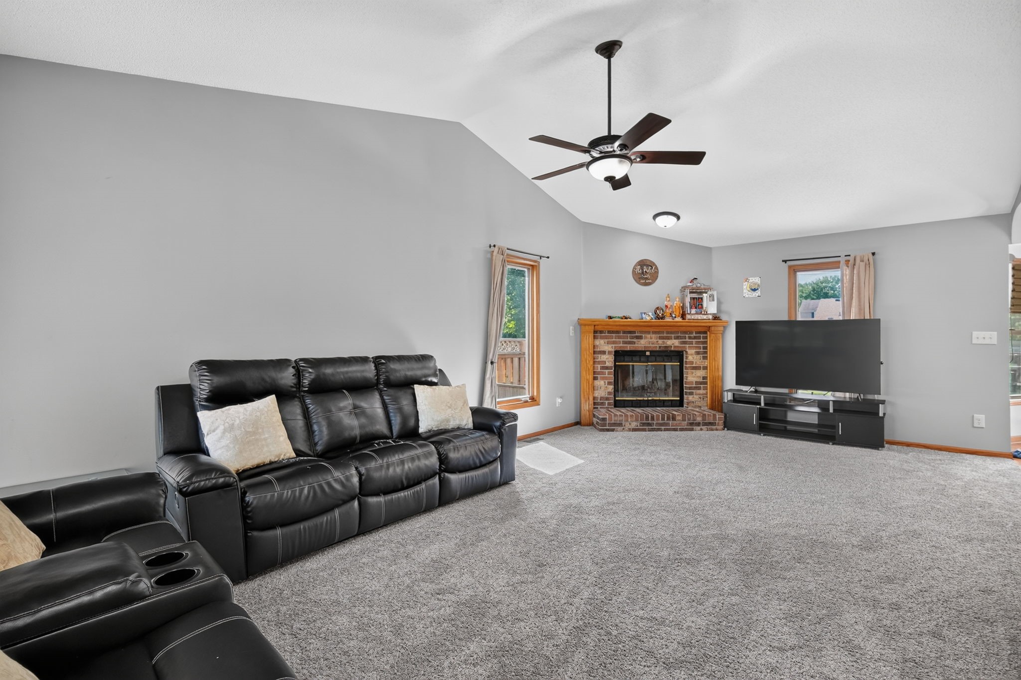 5008 Wistful Vista Drive Property Photo 6