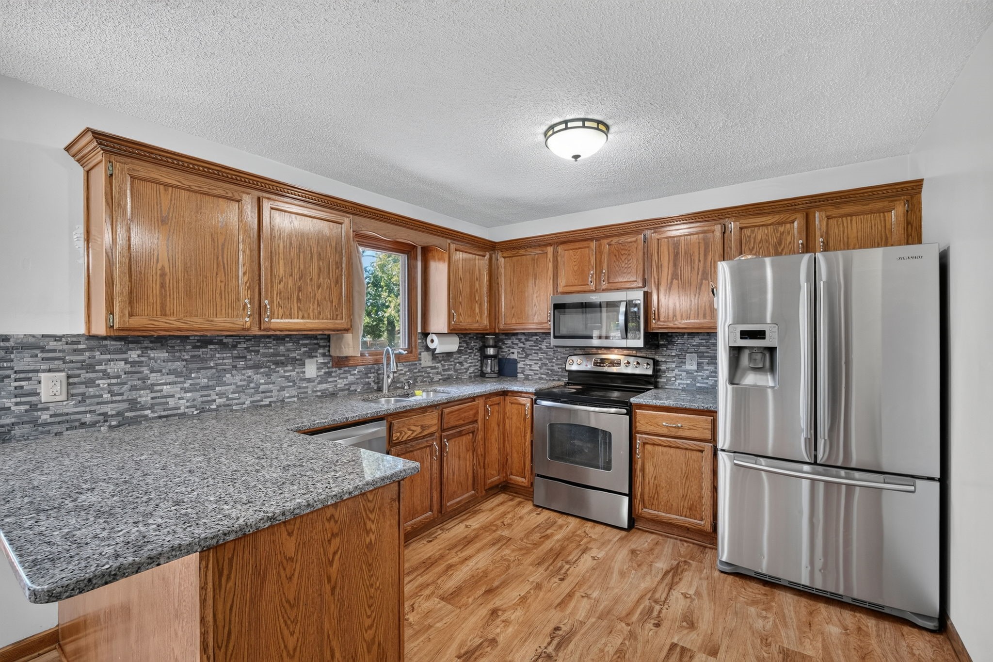 5008 Wistful Vista Drive Property Photo 11