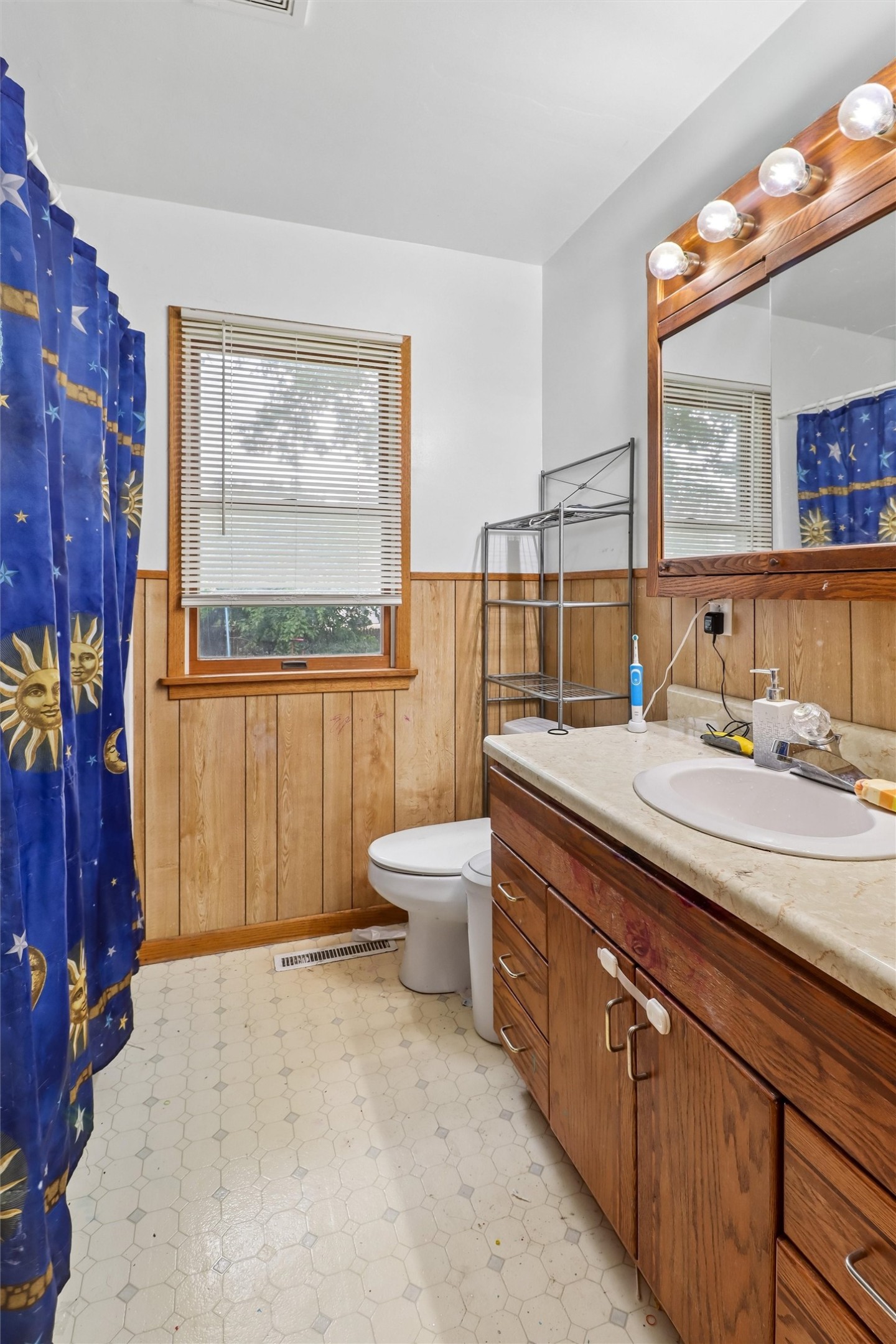 1808 W State Street Property Photo 7