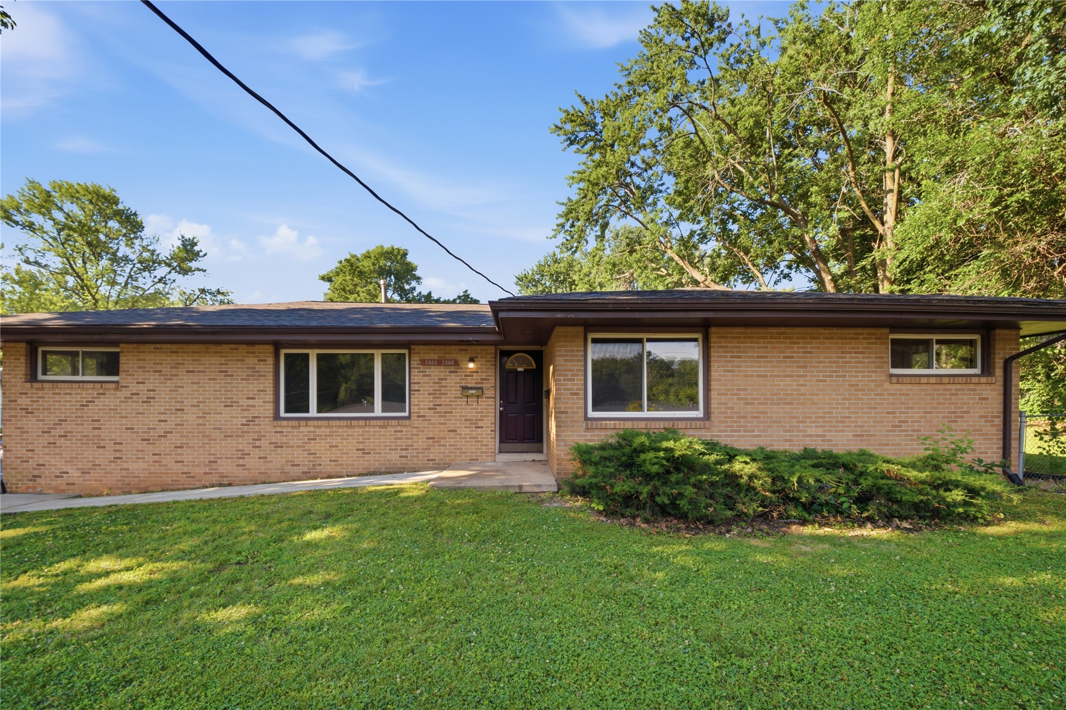 2806 Aurora Avenue Property Photo 1