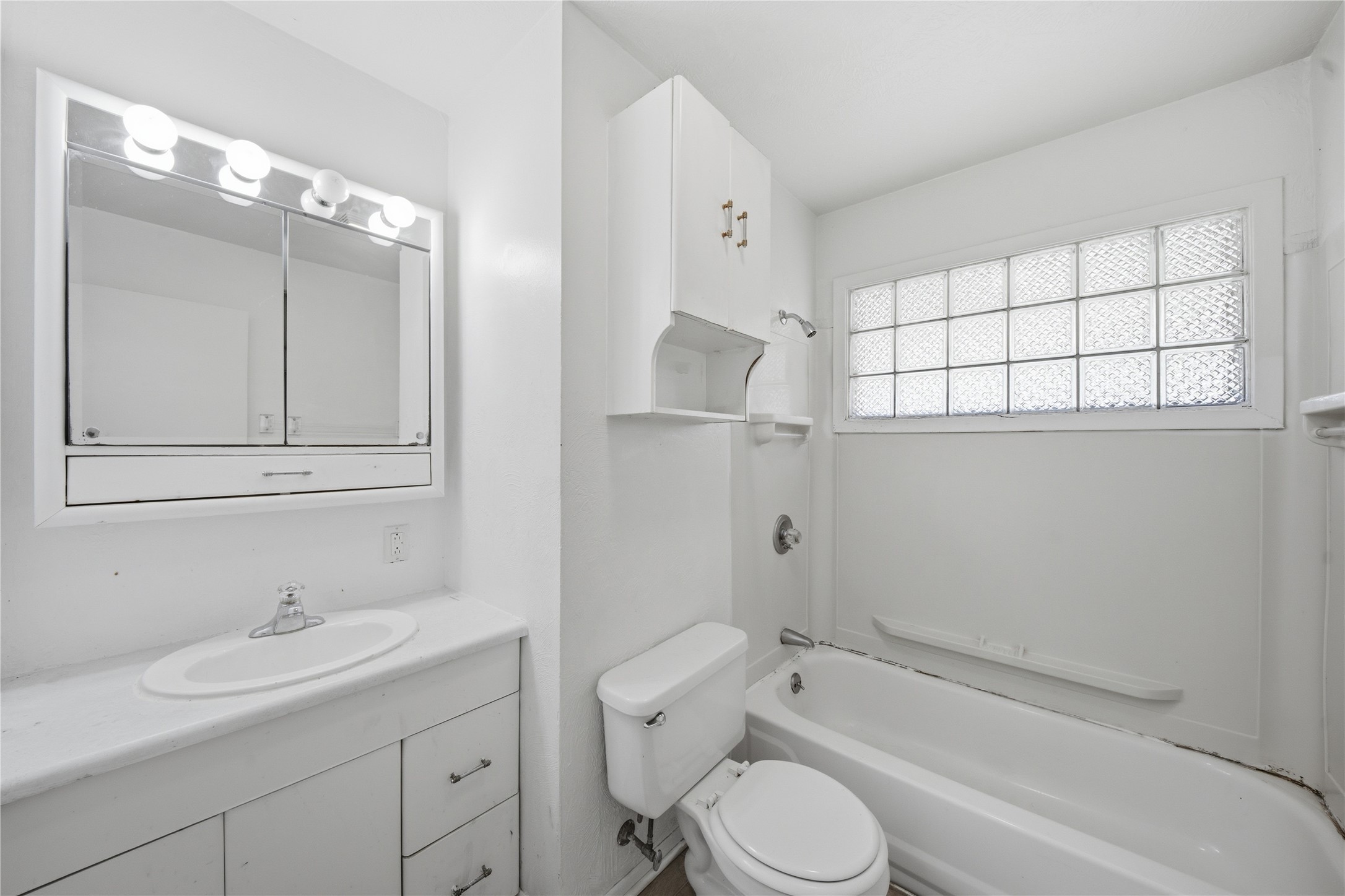 2806 Aurora Avenue Property Photo 20