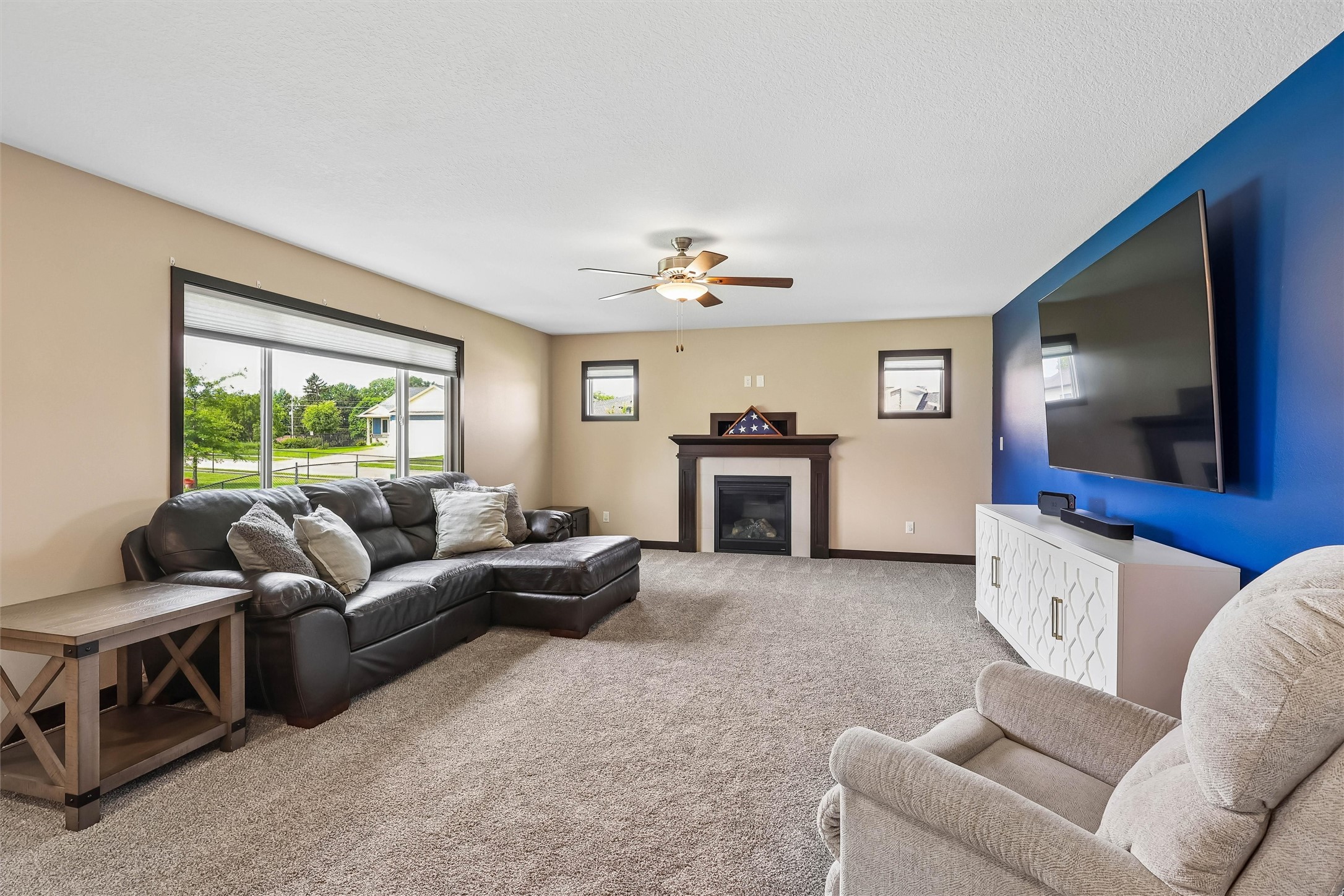 3435 E Herold Avenue Property Photo 2