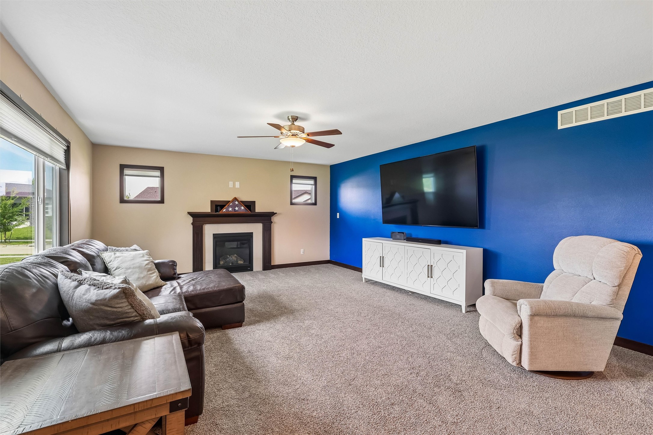 3435 E Herold Avenue Property Photo 4