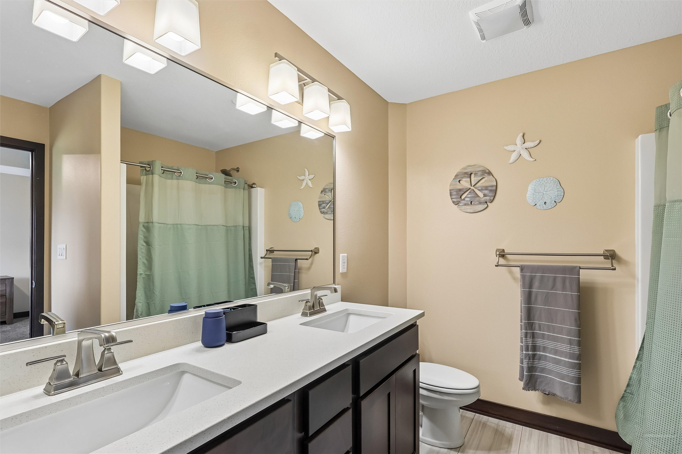 3435 E Herold Avenue Property Photo 22