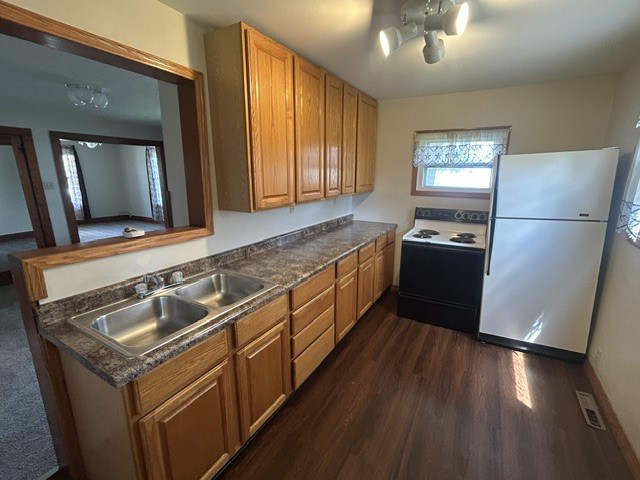 712 State Street Property Photo 8