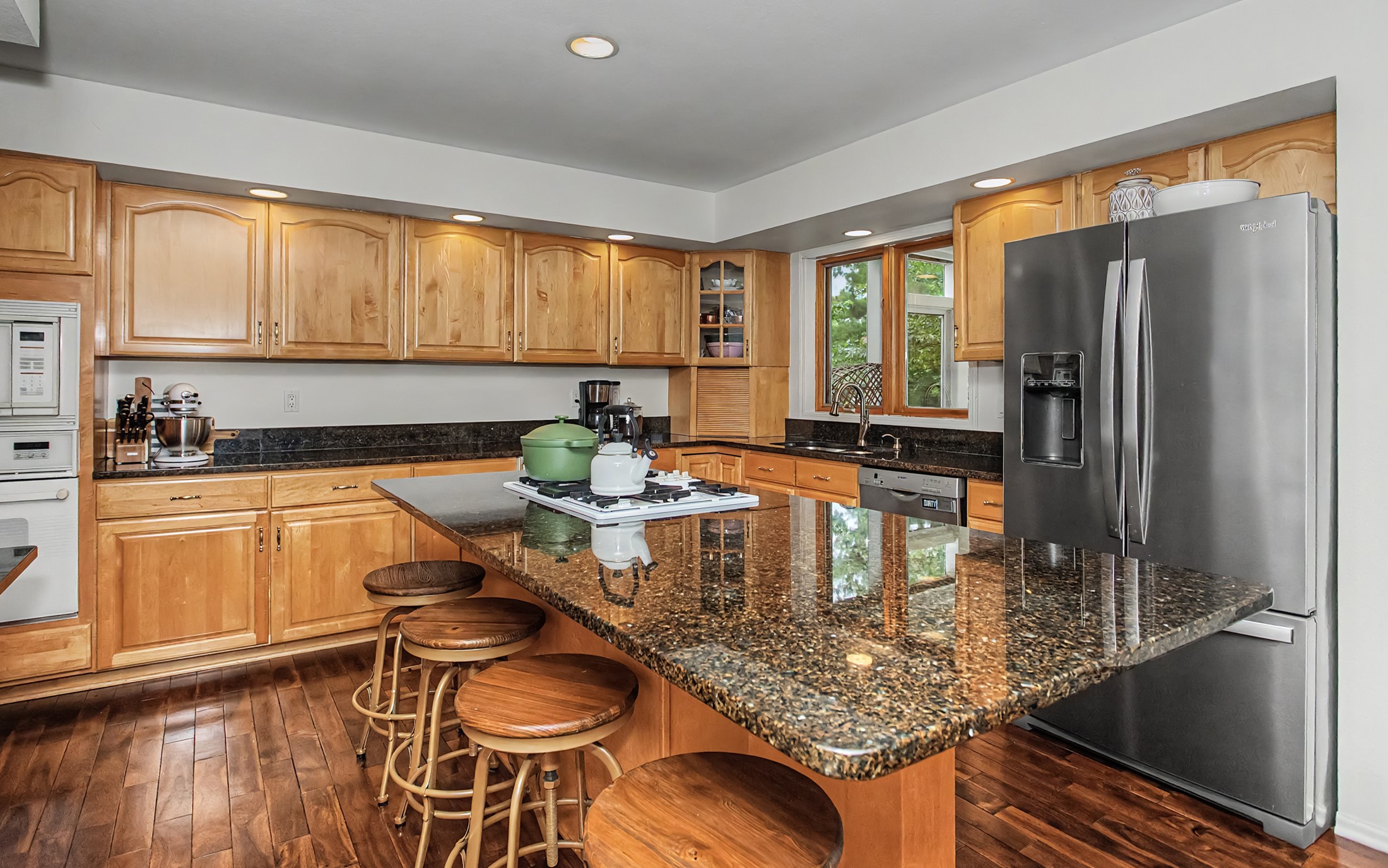 3020 Redbud Circle Property Photo 10