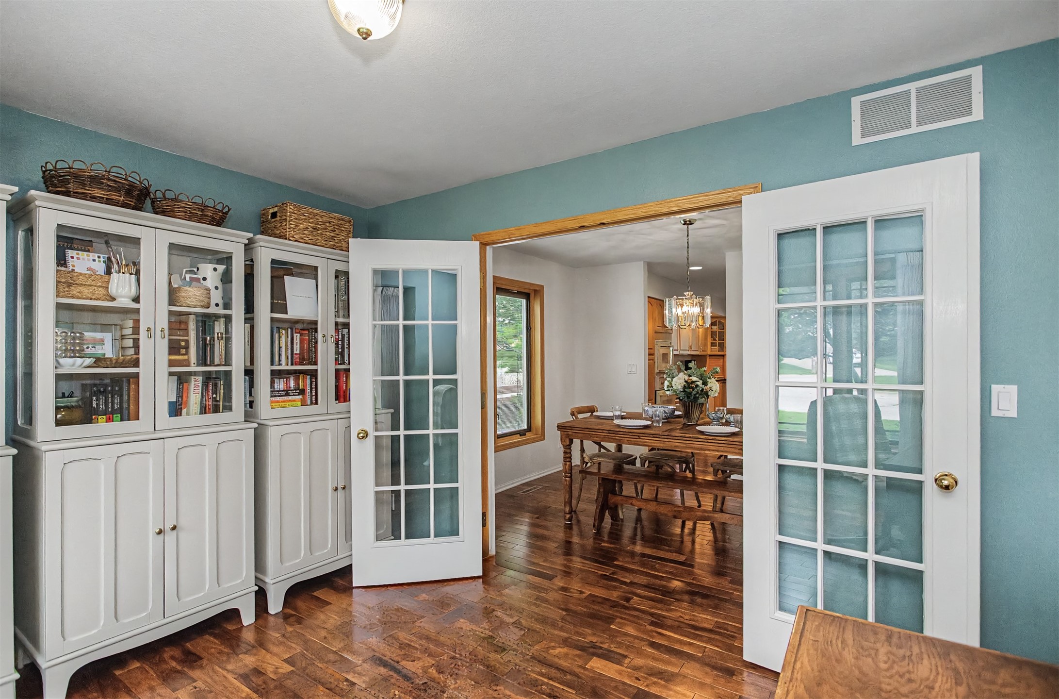 3020 Redbud Circle Property Photo 16