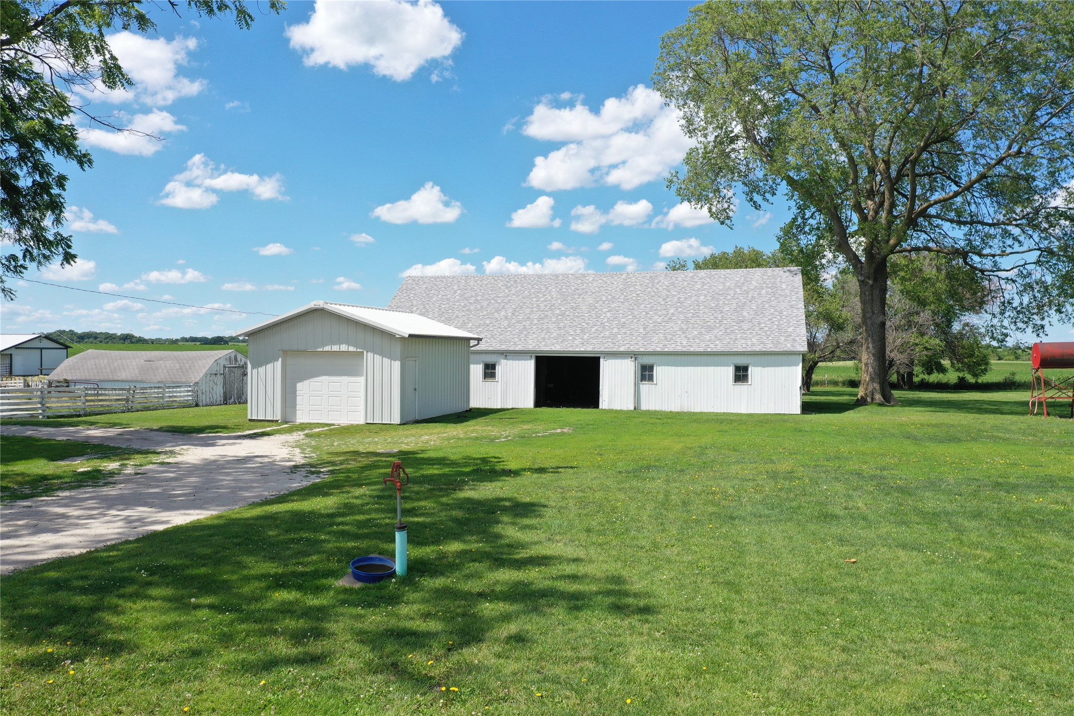 17525 Old Highway 6 Highway Property Photo 5