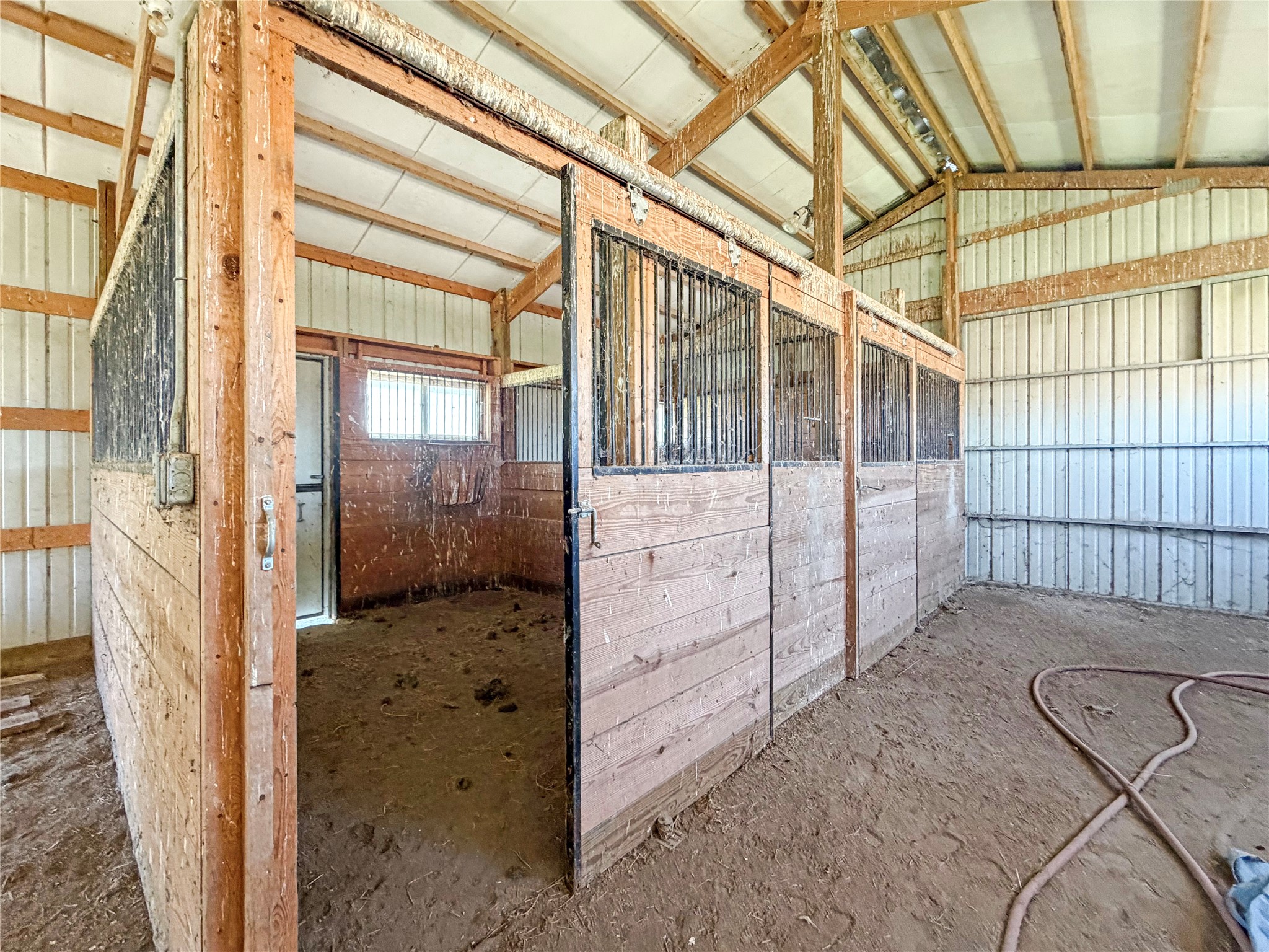 17525 Old Highway 6 Highway Property Photo 12