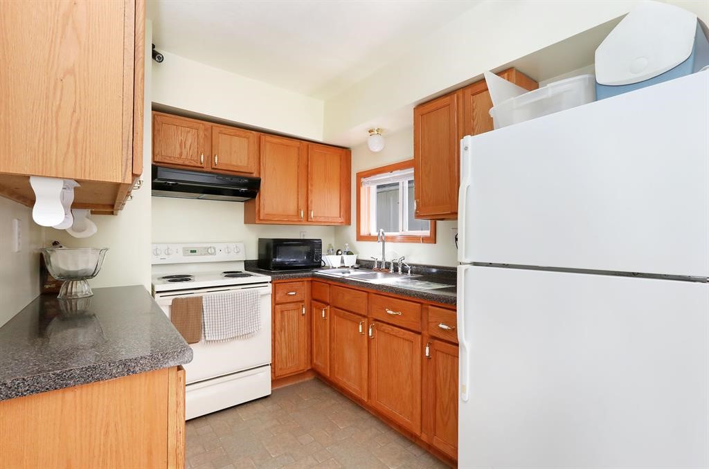 2528 Se 6th Street Property Photo 10