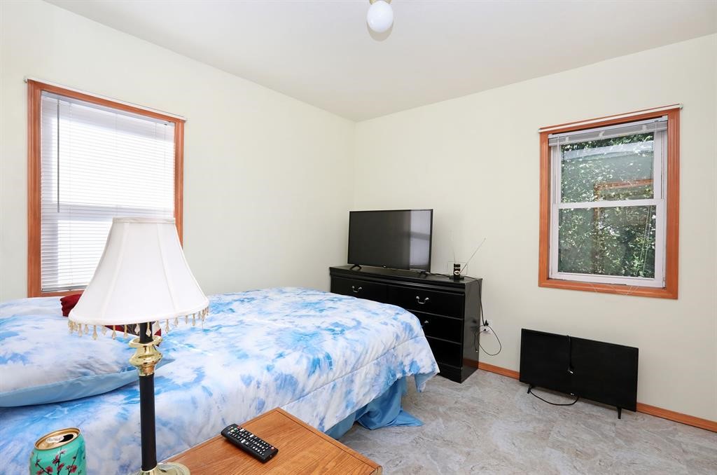 2528 Se 6th Street Property Photo 15