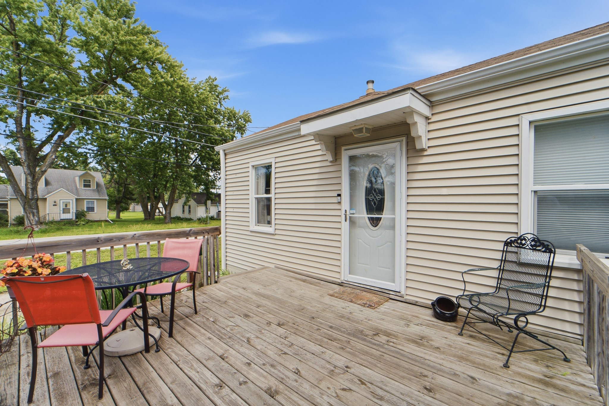 4145 1st Street Property Photo 3
