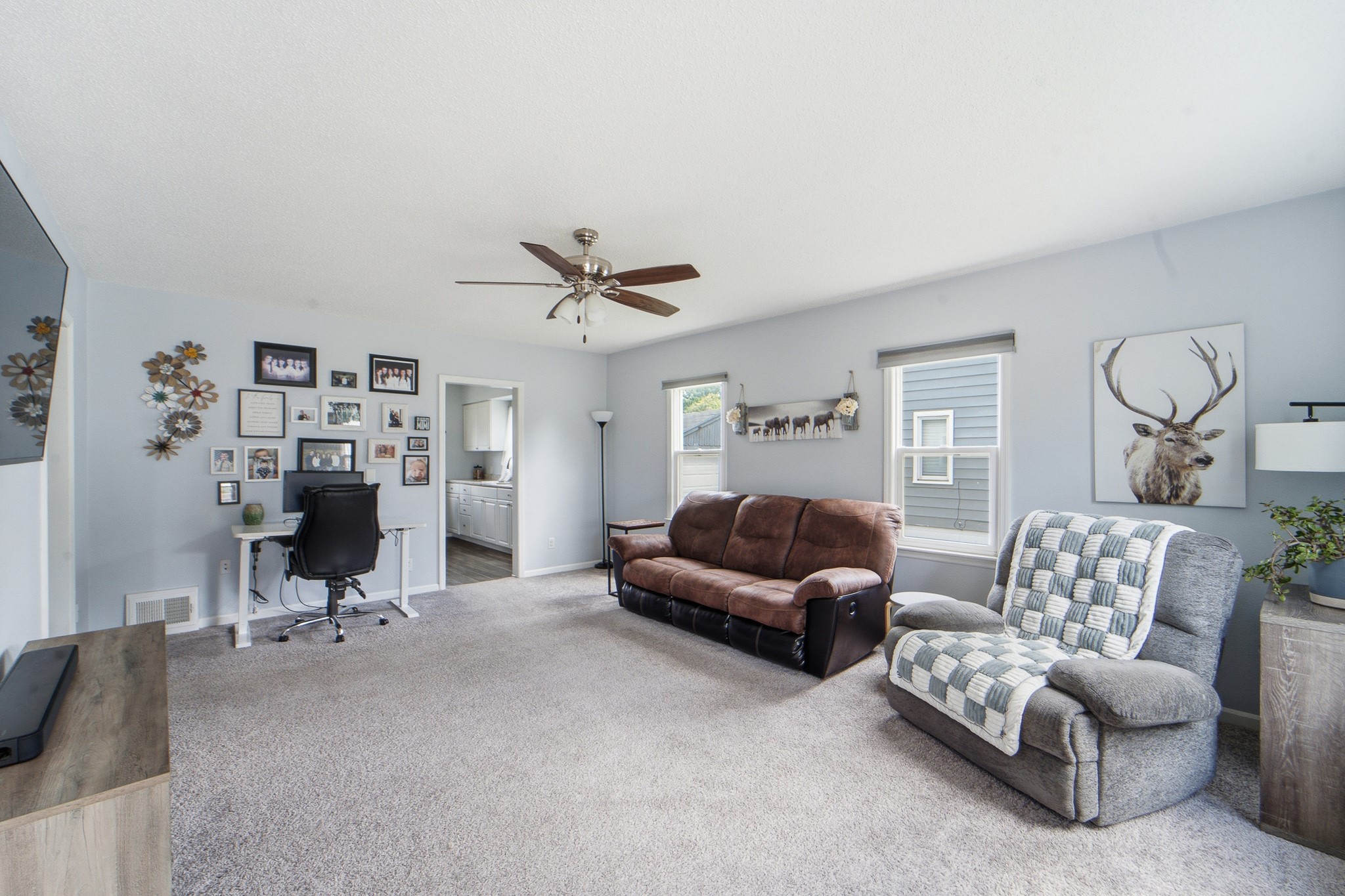 4145 1st Street Property Photo 6