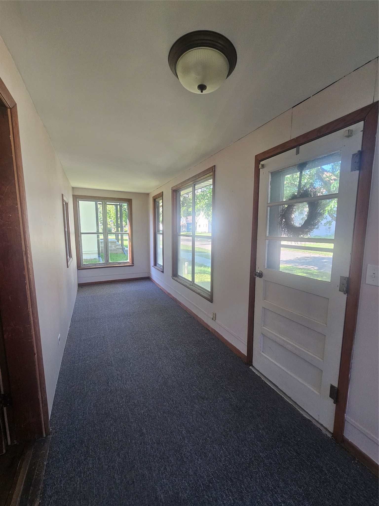 513 3rd Street Property Photo 2