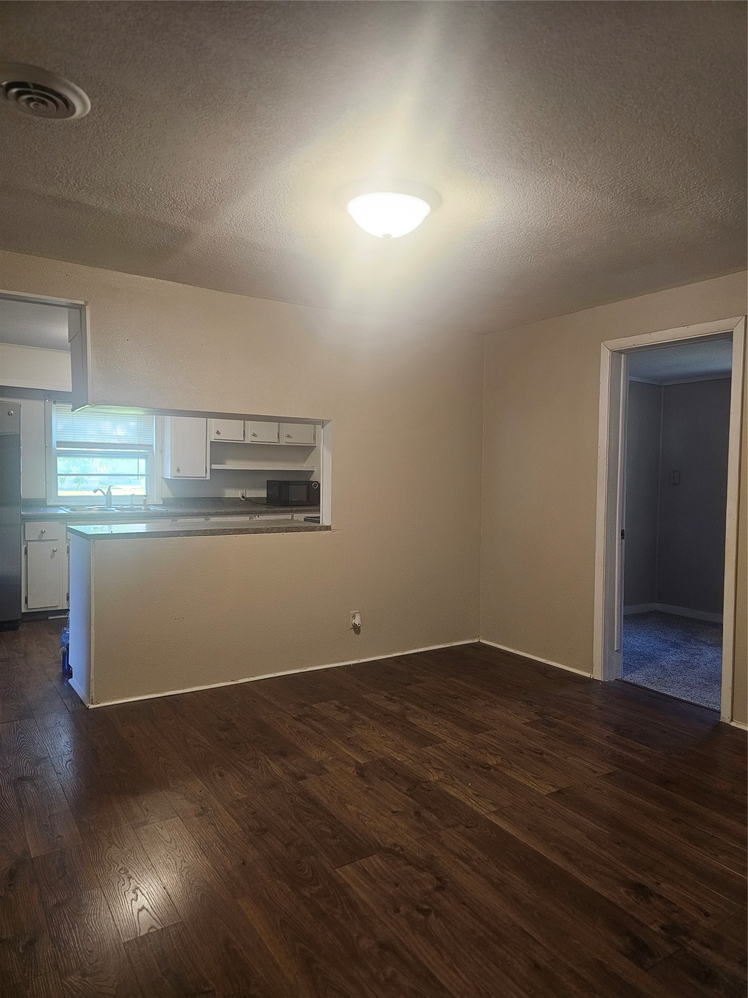 513 3rd Street Property Photo 6