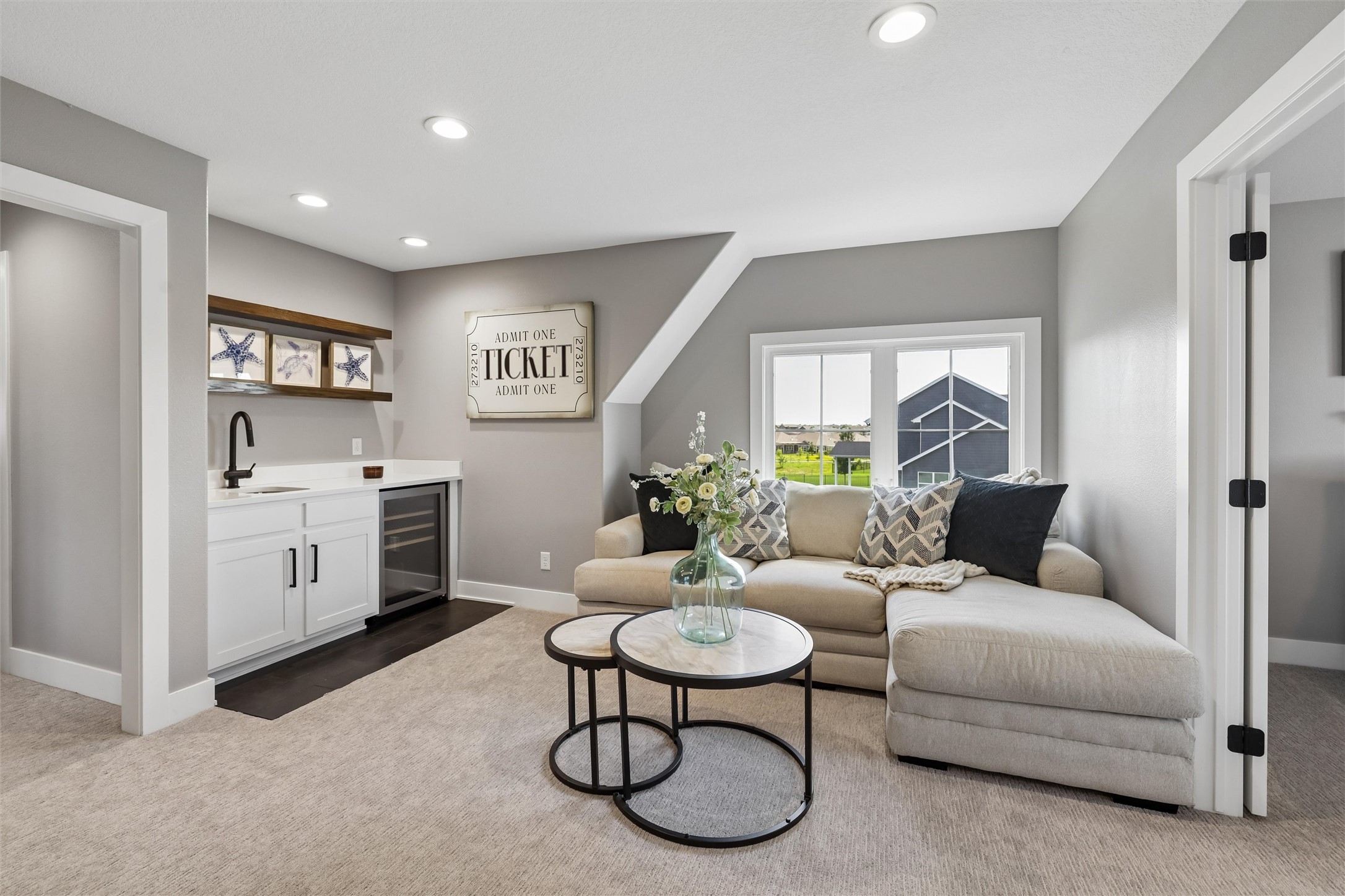 17448 Aurora Drive Property Photo 18