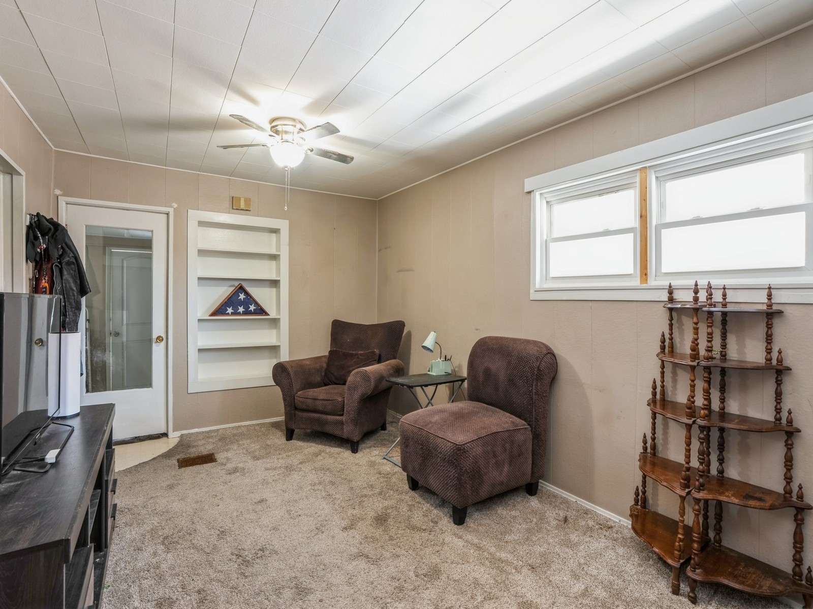 3615 Cambridge Street Property Photo 6